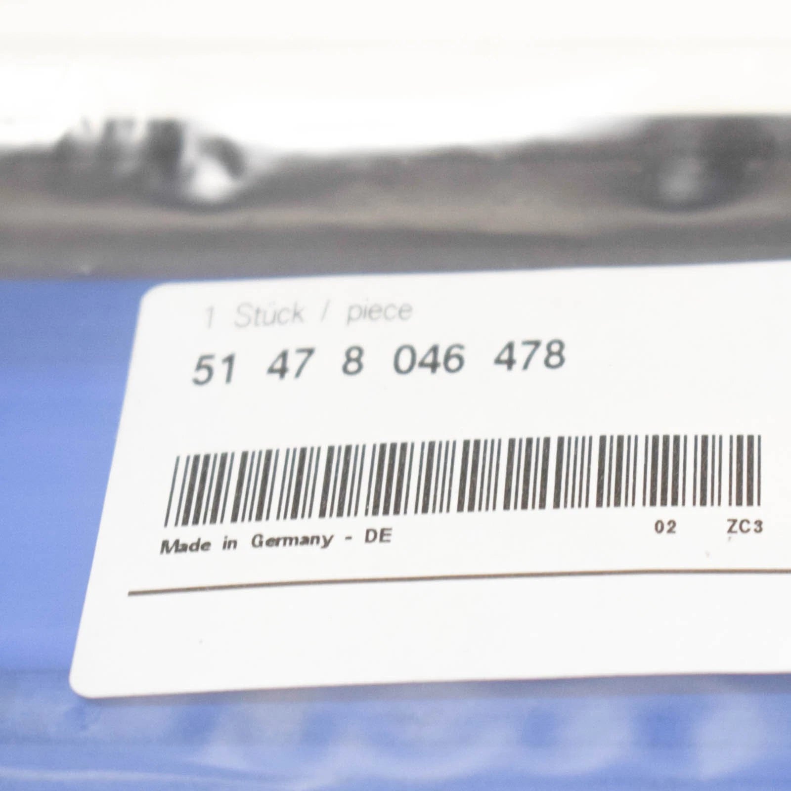 NEW BMW 3 COUPE E92 FRONT RIGHT DOOR STILL TRIM M-SPORT 51478046478 2012