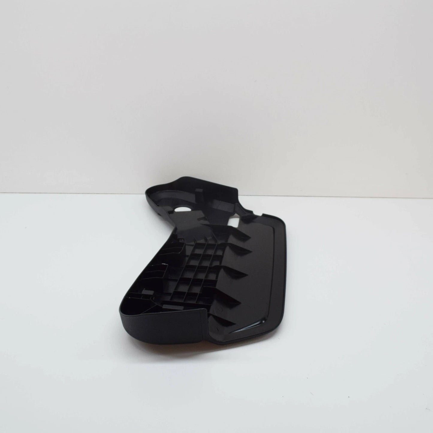 NEW MB SPRINTER 906 FRONT LEFT SEAT TUNNEL SIDE COVER LHD A0009142336 ORIGINAL