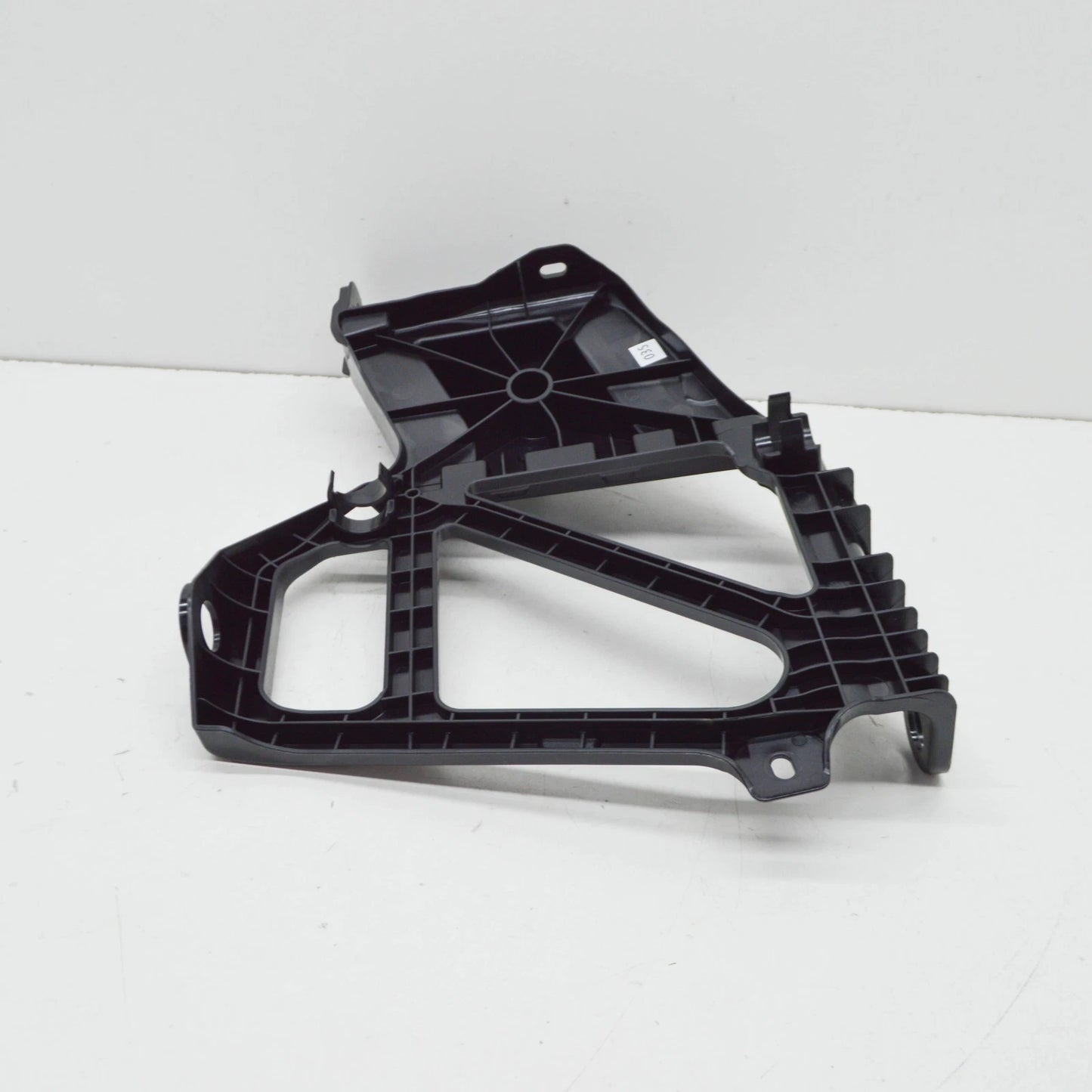 NEW AUDI Q5 FY ADDITIONAL COOLANT RADIATOR HOLDER 80A121261P