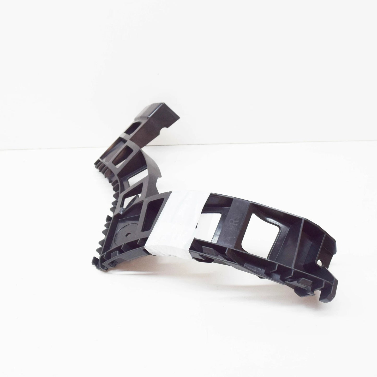 NEW VOLKSWAGEN TIGUAN 5N REAR BUMPER RIGHT BRACKET 5N0807394D 2015