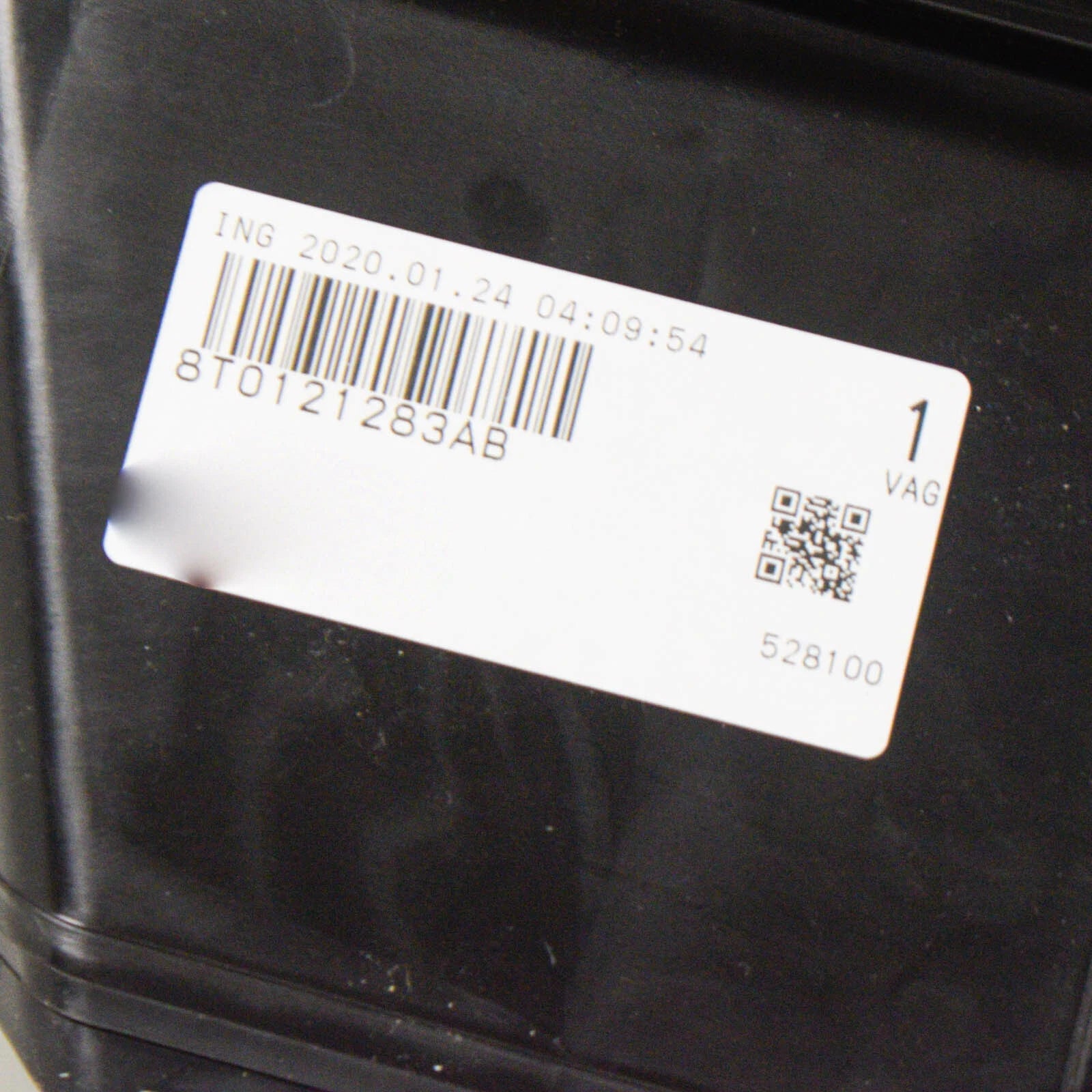 NEW AUDI A5 SPORTBACK 8T8 LEFT AIR GUIDE 8T0121283AB ORIGINAL