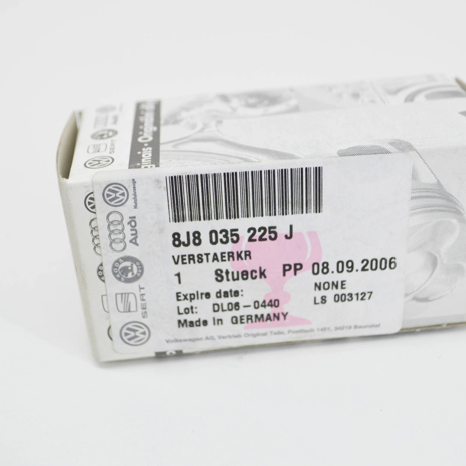 NEW AUDI TT 8J ANTENNA AMPLIFIER 8J8035225J ORIGINAL