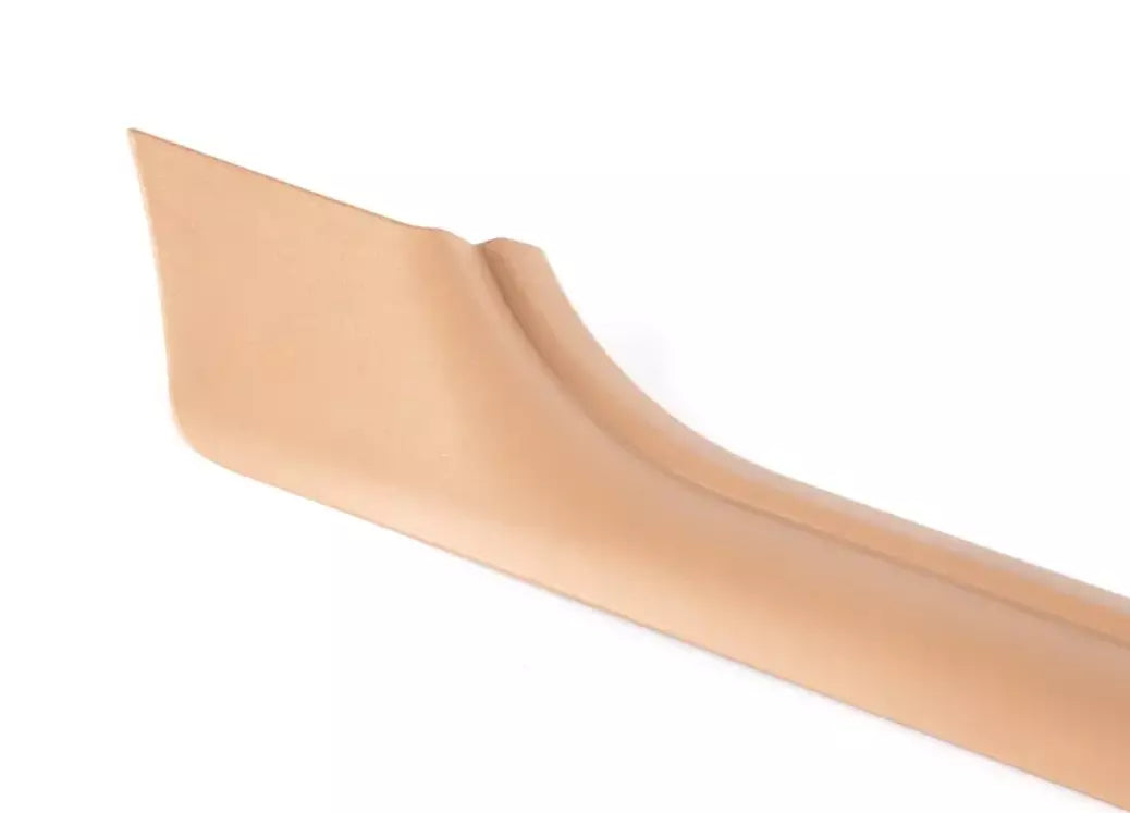 NEW BMW 3 E46 FRONT RIGHT INTERIOR DOOR SILL TRIM 51478239969 8239969 ORIGINAL