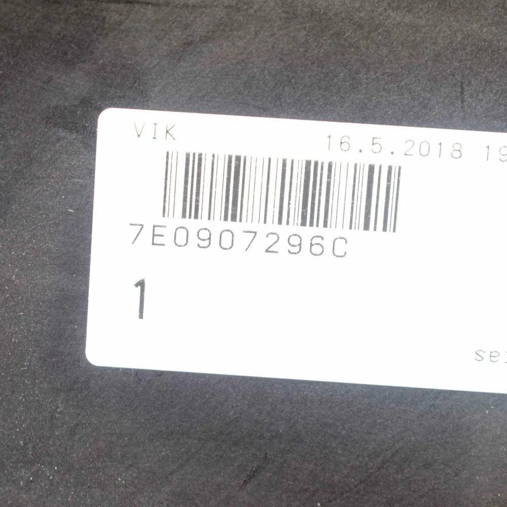 NEW VW TRANSPORTER T5 FUSE BOX MIDDLE CENTER TRIM HOLDER 7E0907296C 2013