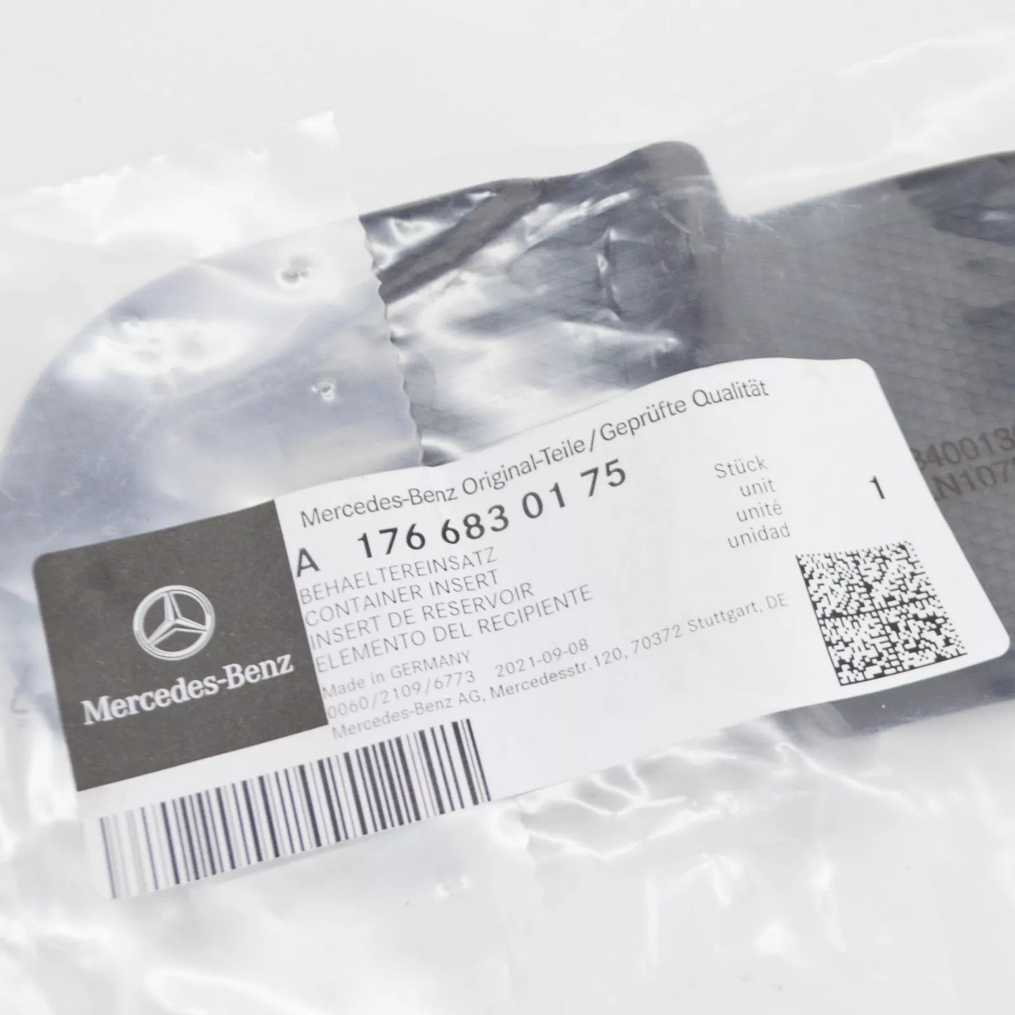 NEW MERCEDES-BENZ CLA C117 DRINK HOLDER INSERT A1766830175 ORIGINAL