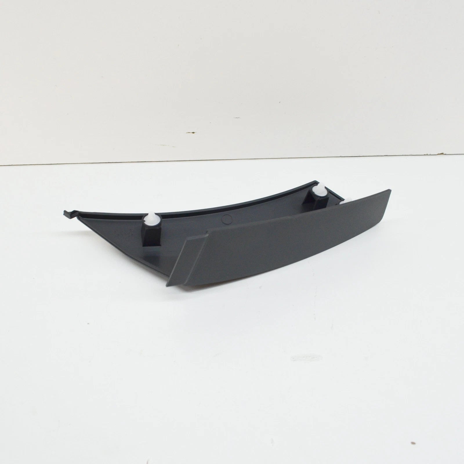 NEW MB SPRINTER W907 FRONT LEFT FENDER REAR STRIP A91069000009K83