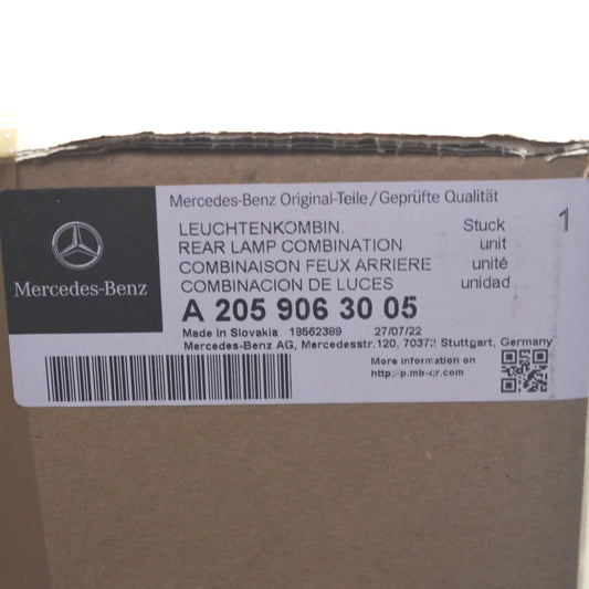 NEW MERCEDES-BENZ C W205 REAR RIGHT TAILLIGHT A2059063005 ORIGINAL