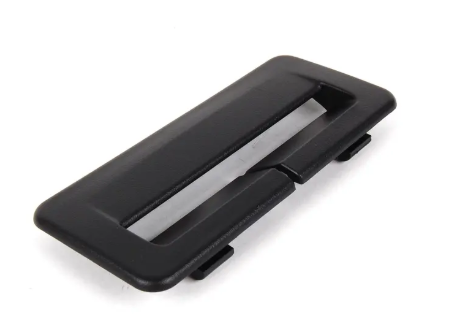 new bmw 7 e38 rear seat belt trim cover guide 51468208256 8208256 original