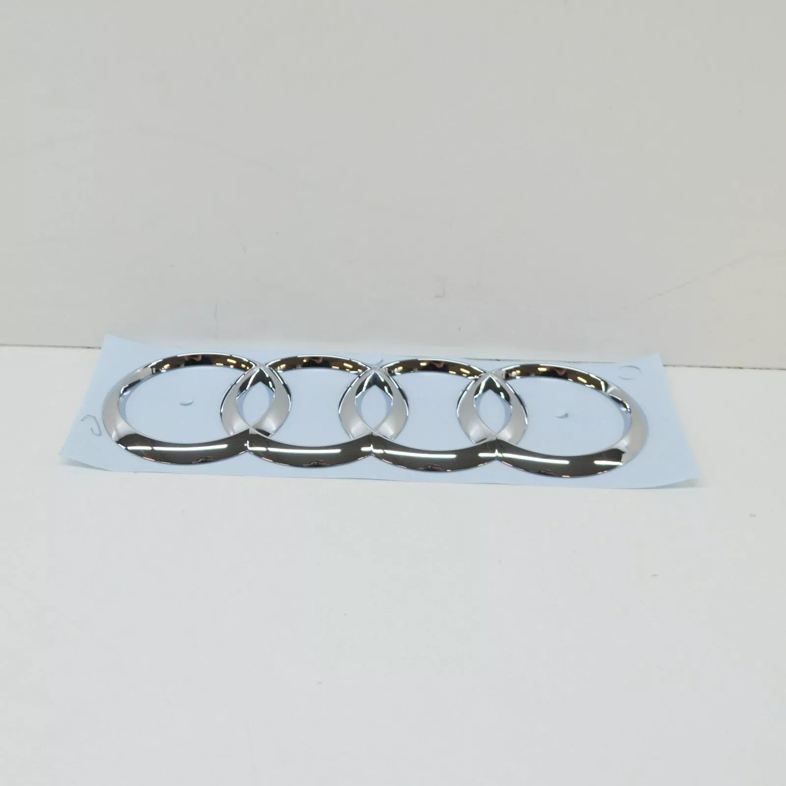 NEW AUDI A6 C7 REAR EMBLEM BADGE 4G58537422ZZ