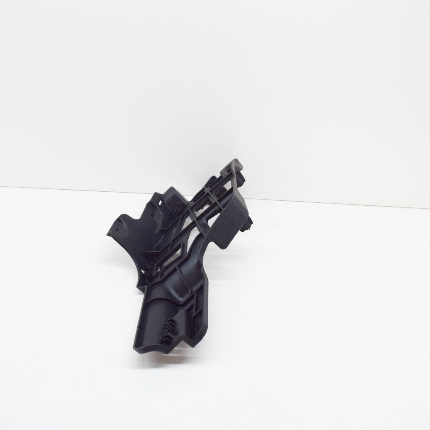 NEW MERCEDES-BENZ CLA COUPE C117 LEFT EXHAUST TIP BRACKET A1178850101 ORIGINAL