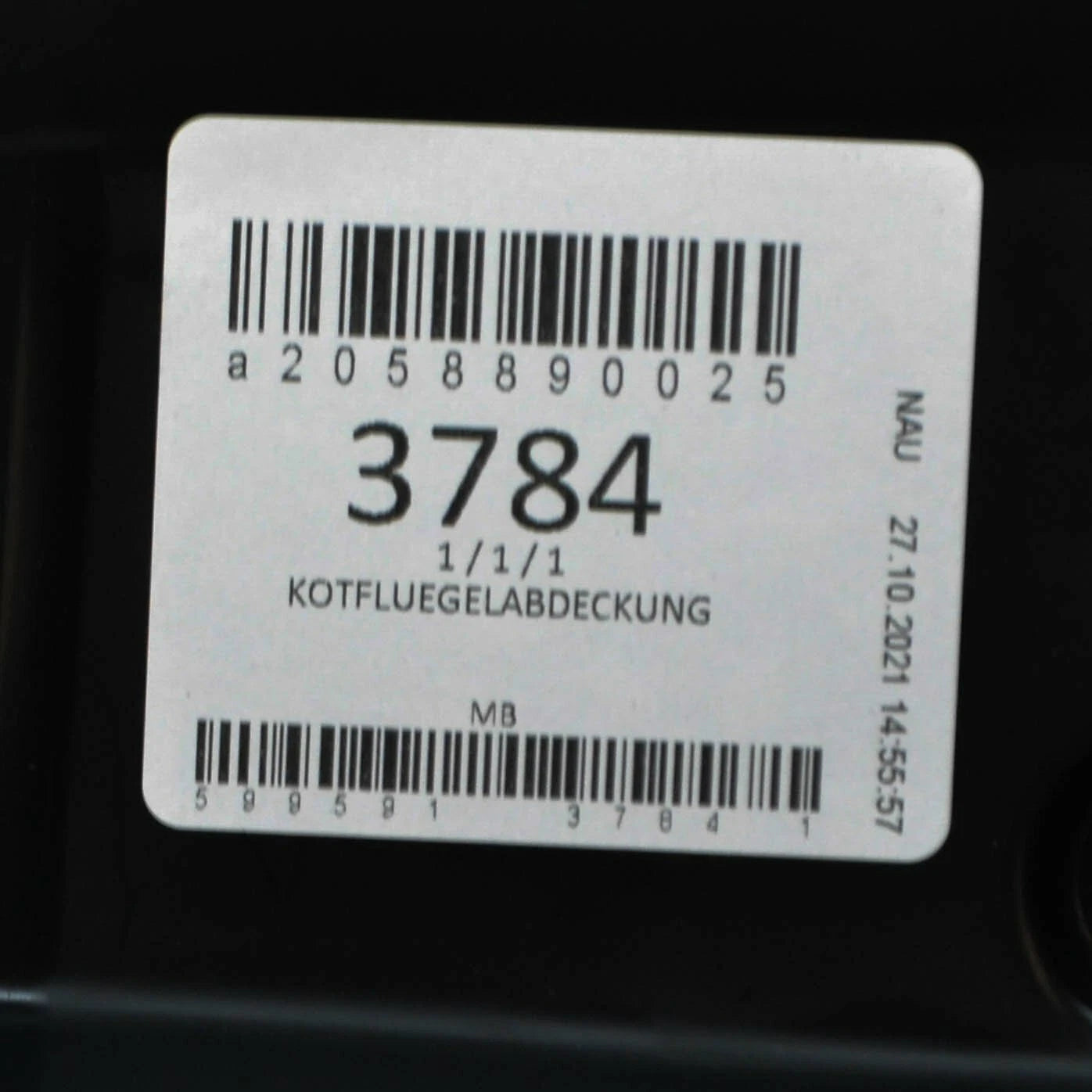 NEW MERCEDES-BENZ C W205 FRONT RIGHT FENDER GAP COVER A2058890025 ORIGINAL