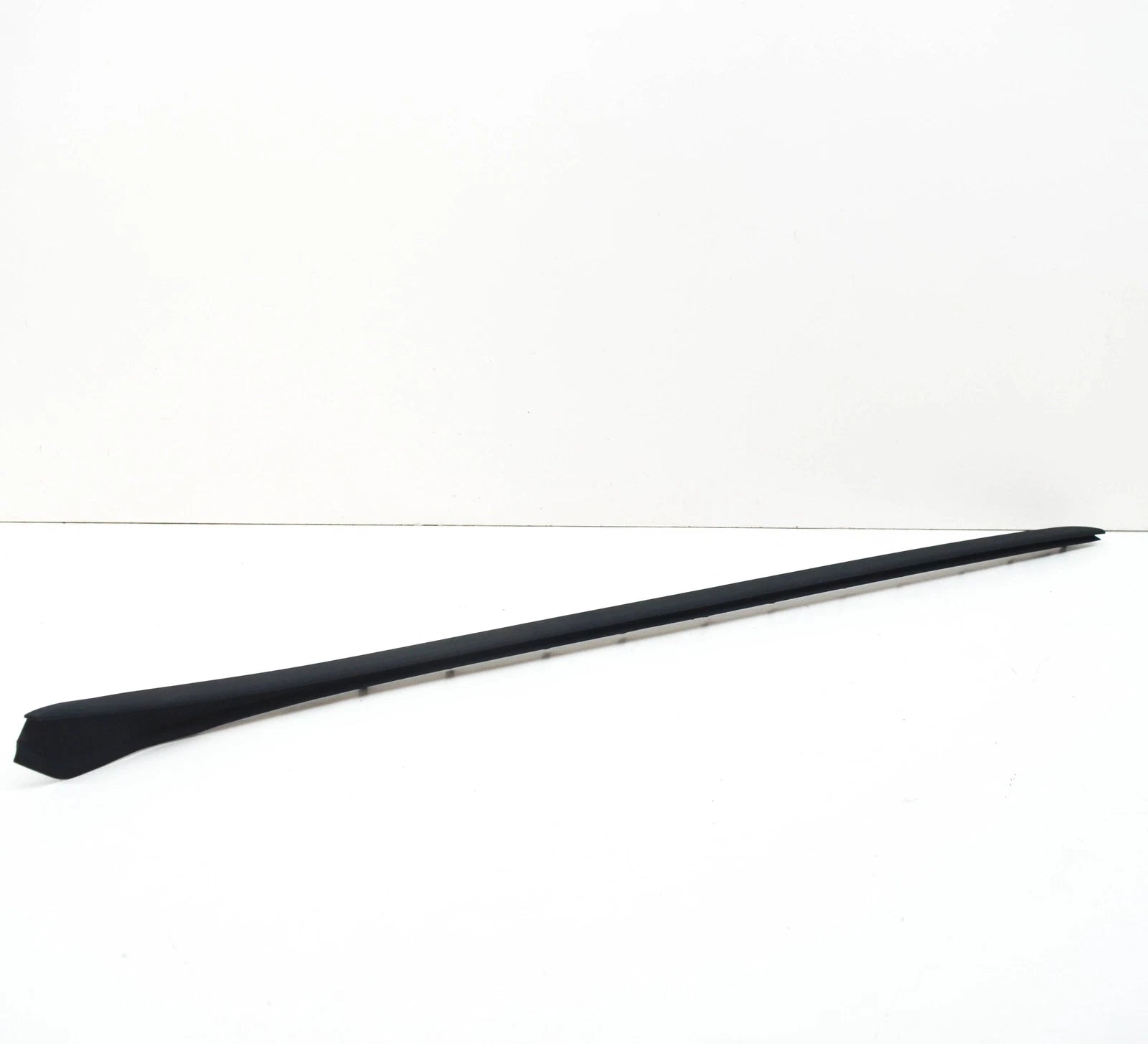 NEW BMW 2 F45 FRONT WINDSHIELD RIGHT VERTICAL TRIM DRIP 51317301036 ORIGINAL