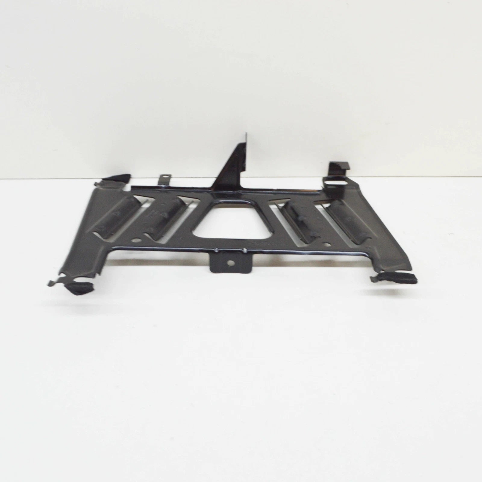 NEW BMW 3 F30, F80 AUDIO AMPLIFIER BRACKET 65159235506 9235506 ORIGINAL