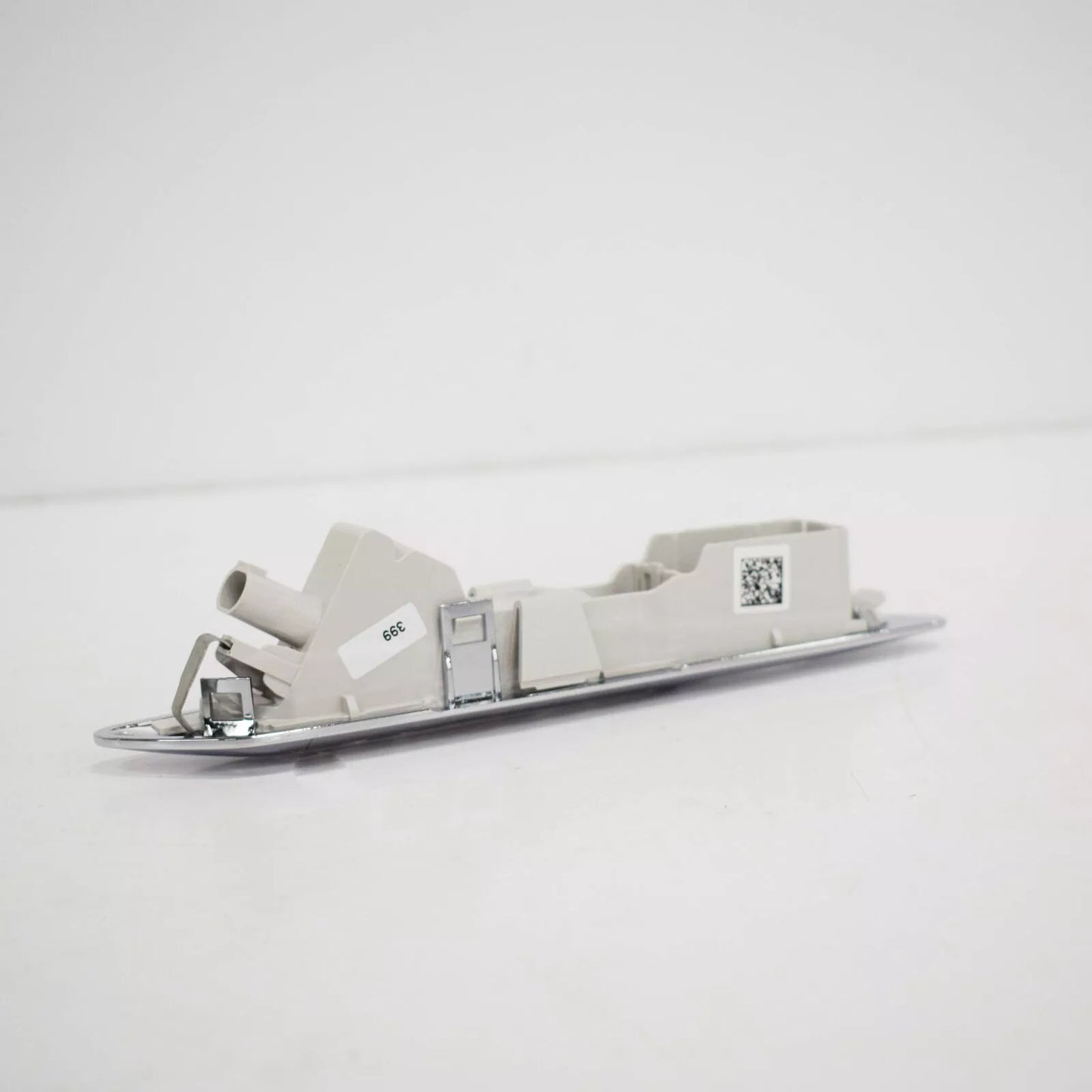 NEW BMW 5 F11 FRONT LEFT WING TURN INDICATOR CHROME TRIM 63137154169 ORIGINAL