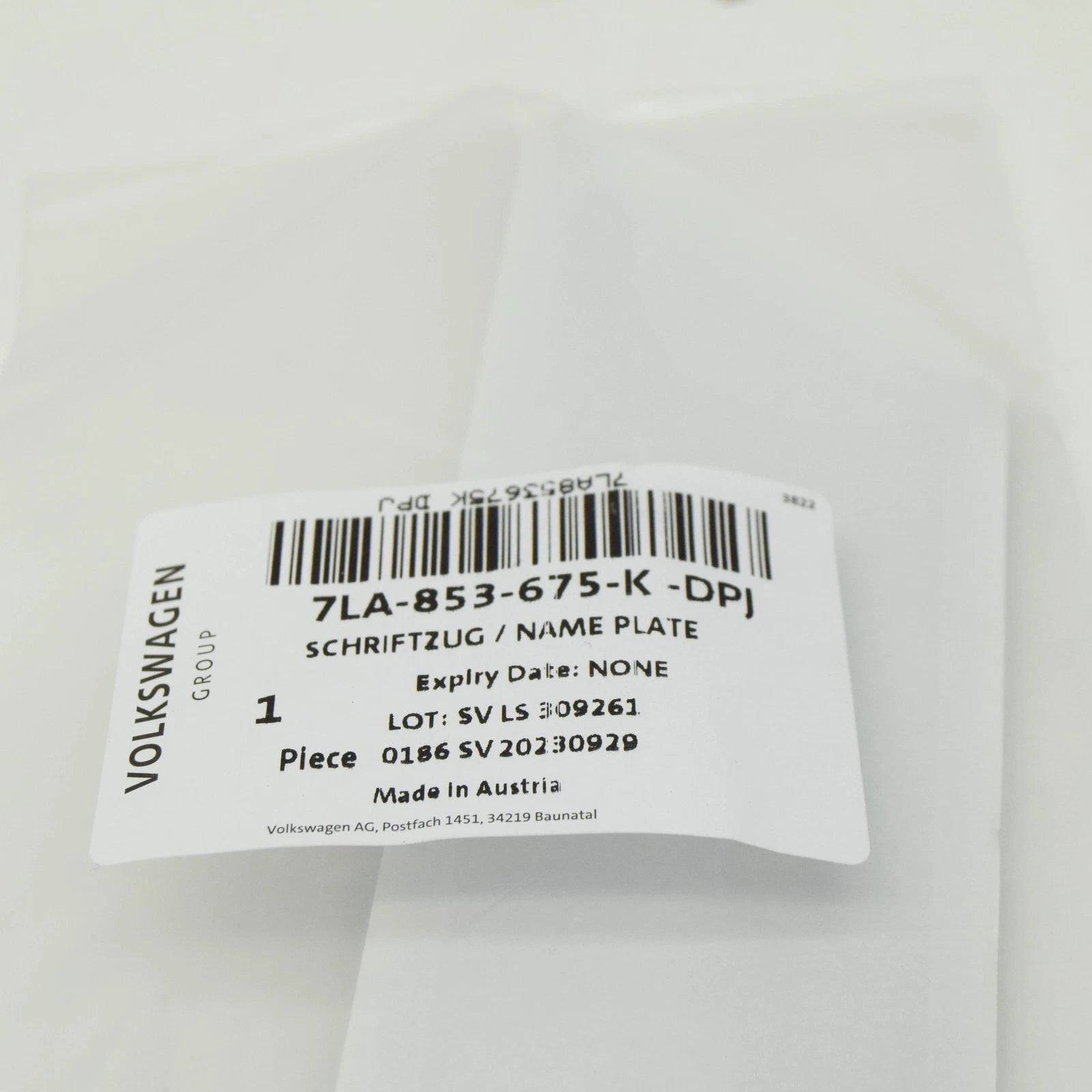 NEW VOLKSWAGEN TRANSPORTER T6 FURGON RIGHT WING BADGE 7LA853675KDPJ ORIGINAL