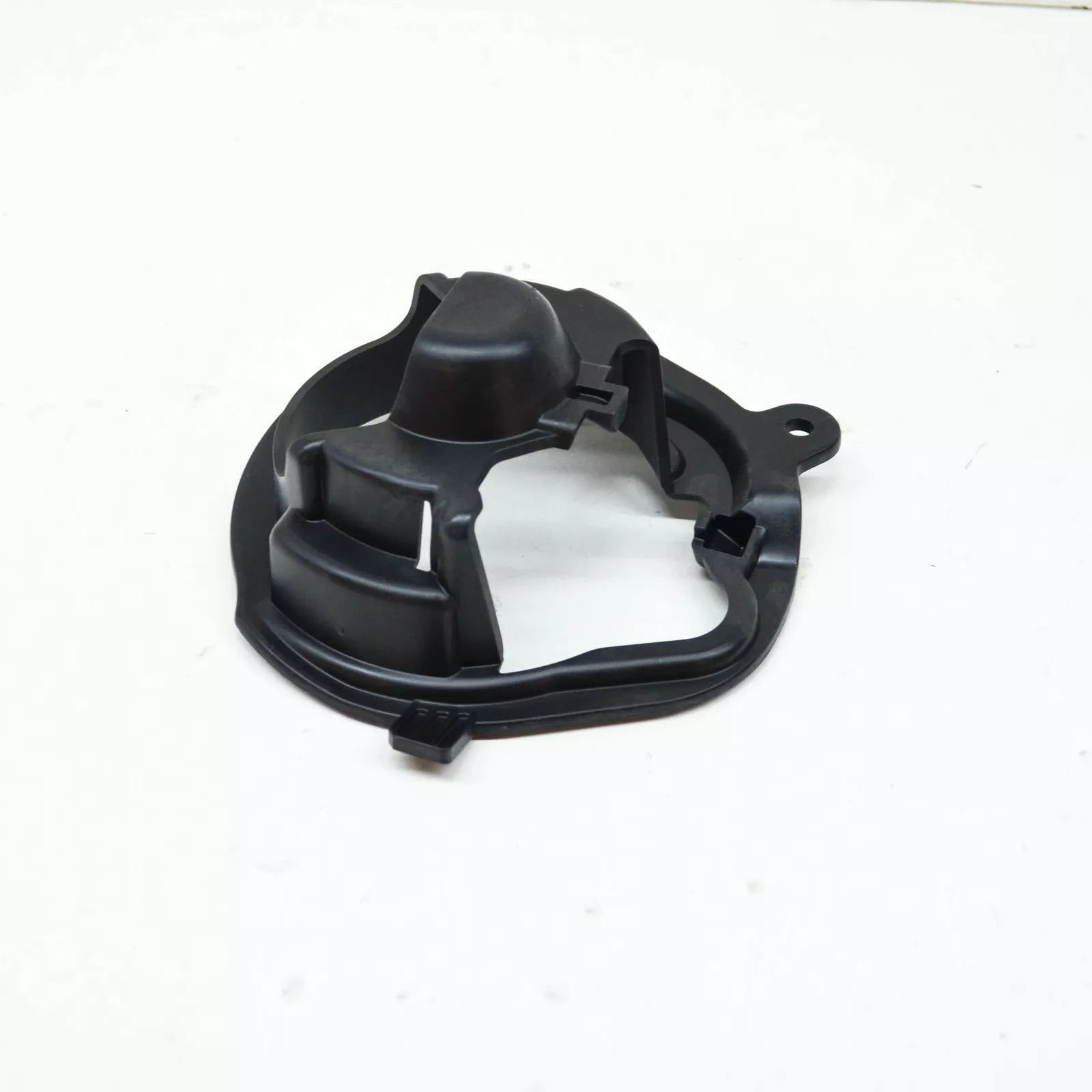 NEW BMW X2 F39 FRONT LEFT FOG LIGHT BRACKET HOLDER 51117444925 ORIGINAL