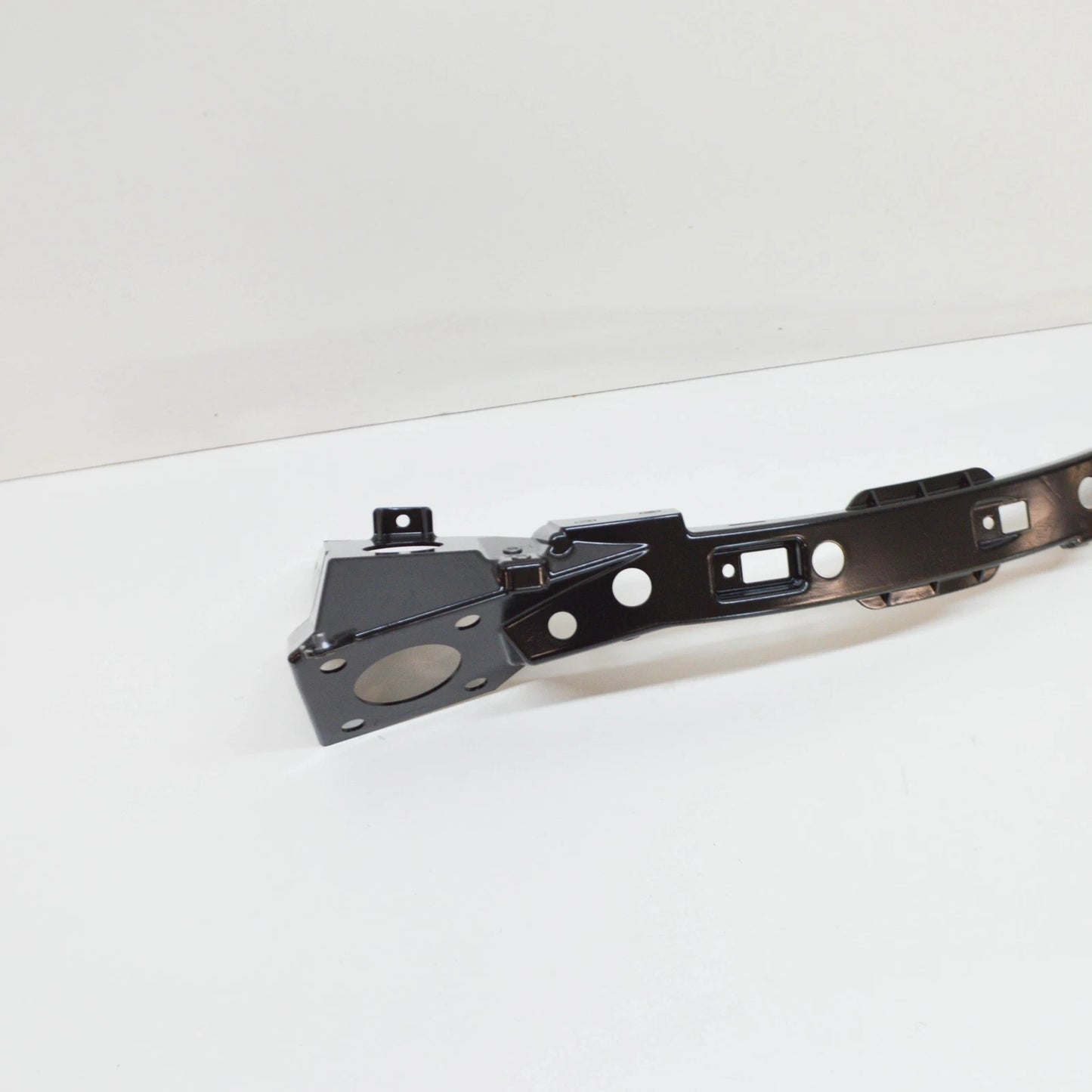 NEW BMW I12 FRONT RADI. SUPPORT RIGHT SIDE STRUT BAR 7353474 51647353474