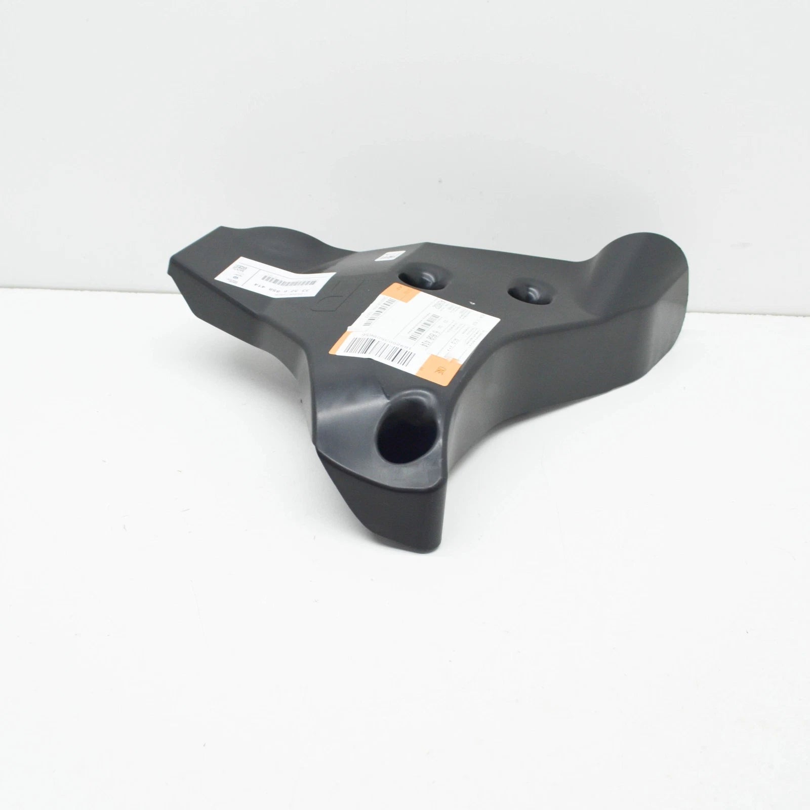 NEW BMW 2 F45 ACTIVE TOURER REAR AXLE SUPPORT RIGHT COVERING 33326858414