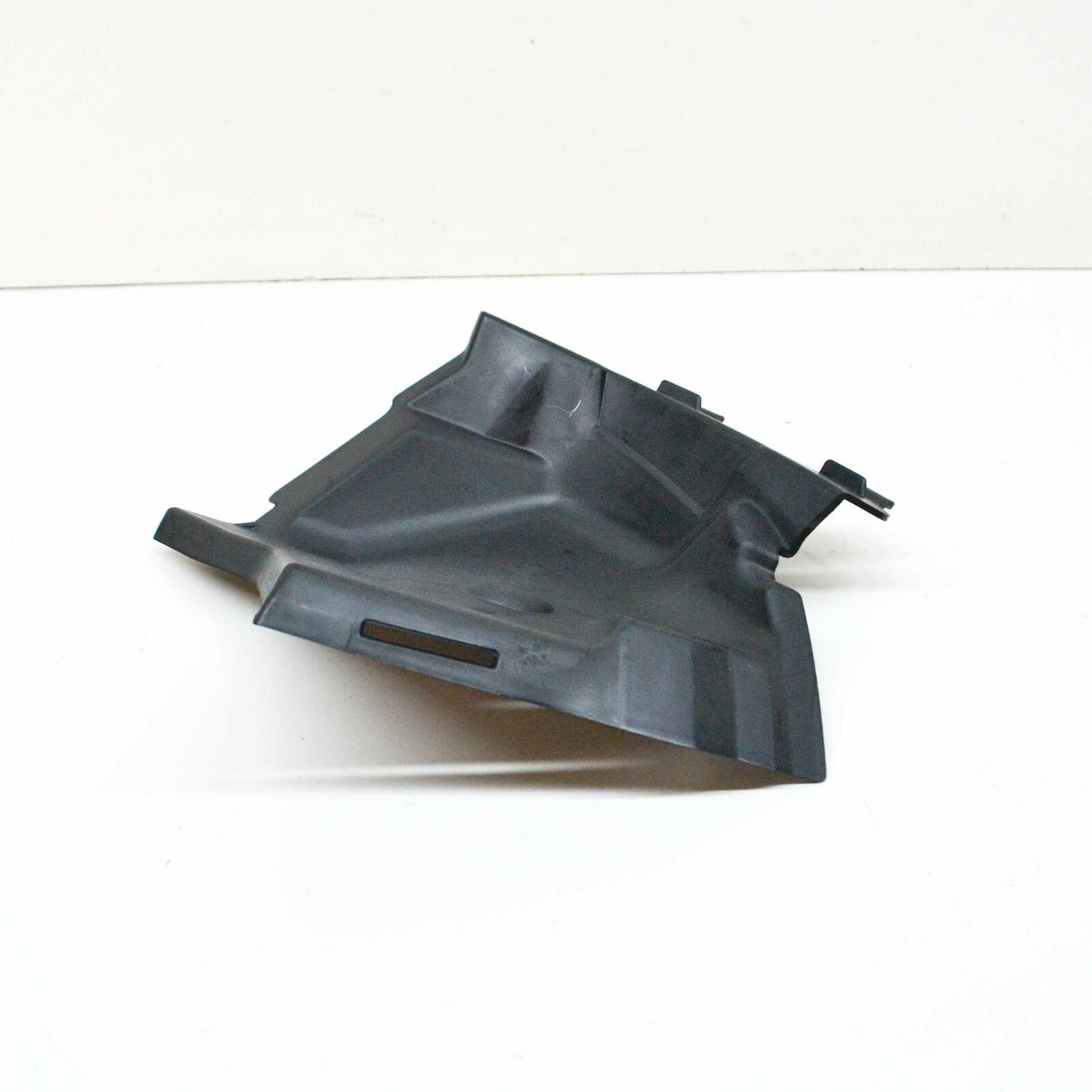 NEW MERCEDES-BENZ GLC COUPE C253 LEFT AIR DUCT SEGMENT A2538850263 ORIGINAL