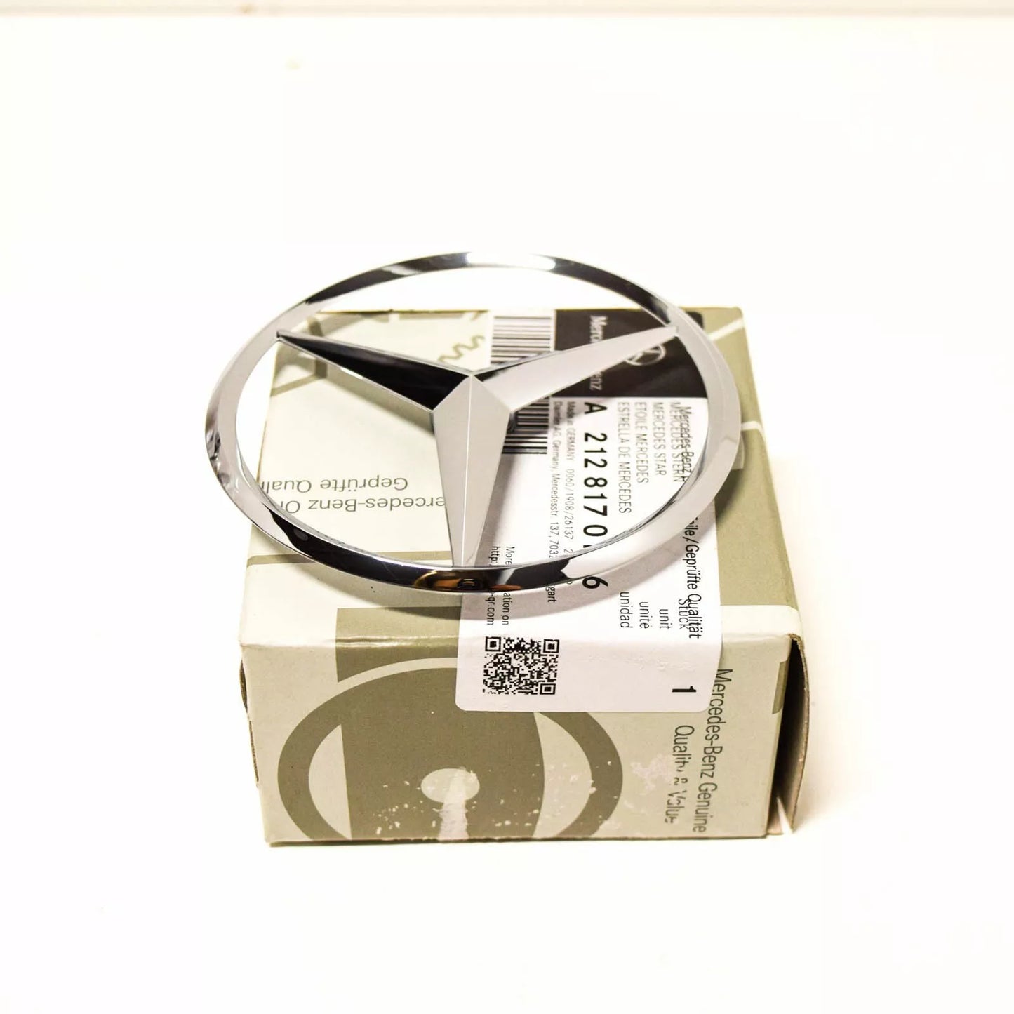 NEW MERCEDES-BENZ E-CLASS W212 BOOTLID BADGE A2128170116 ORIGINAL