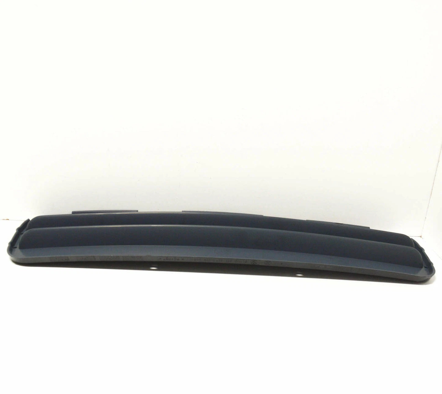 NEW BMW Z3 E36 FRONT BUMPER LOWER CENTER GRILLE 51112233869 2233869 ORIGINAL