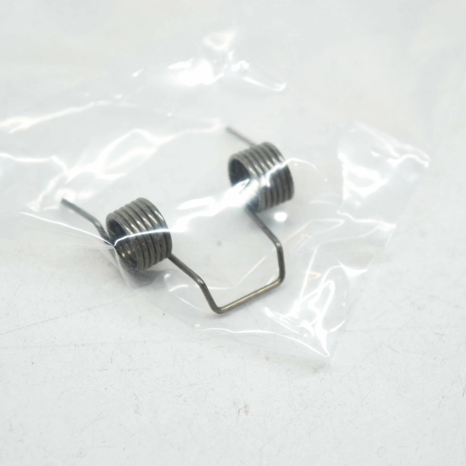 NEW MB GLK X204 LEFT HEADLAMP WASHER COVER CAP A20486001089999