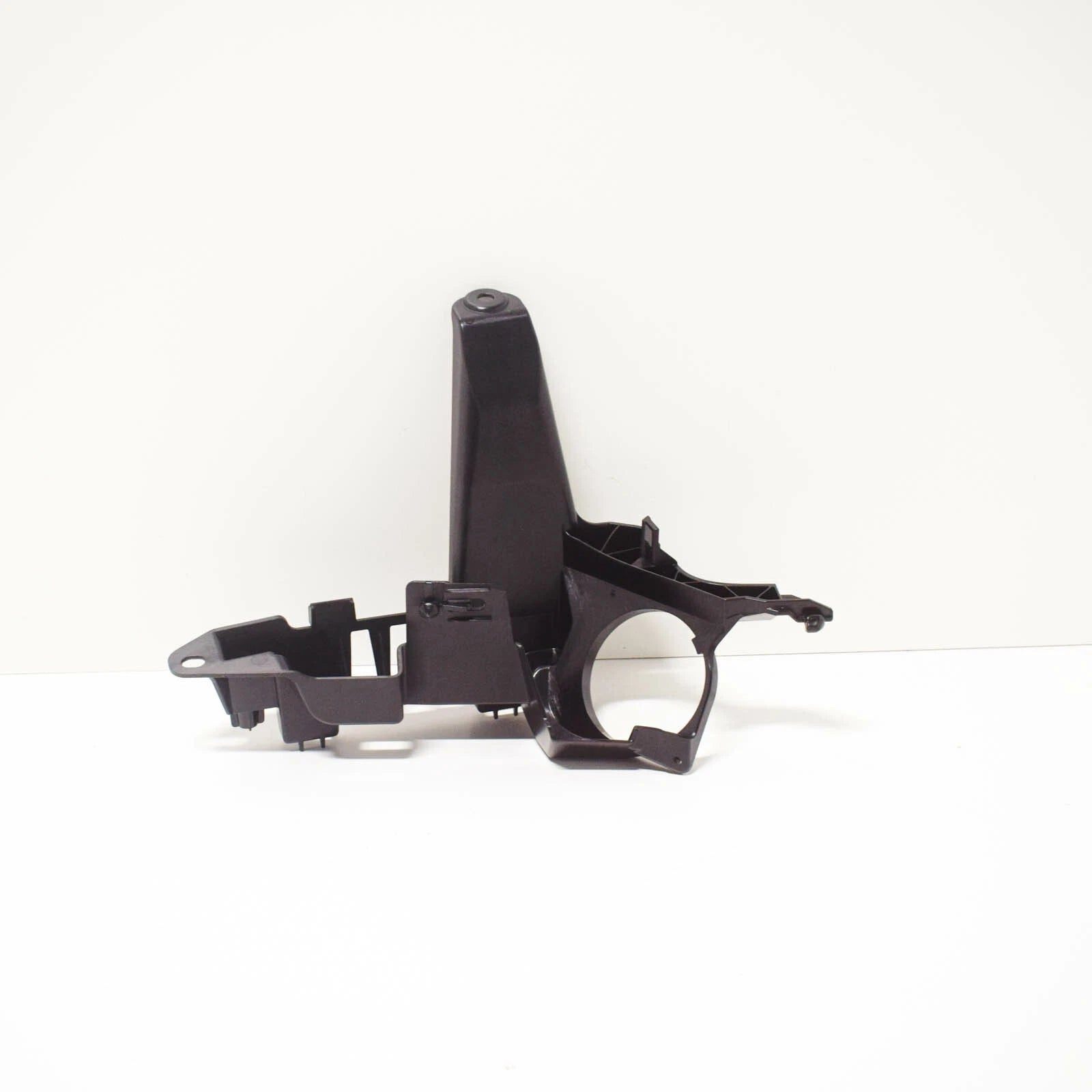 NEW AUDI A5 8W6 SPORTBACK LEFT QUARTER PANEL TRIM BRACKET 8W8867729A ORIGINAL