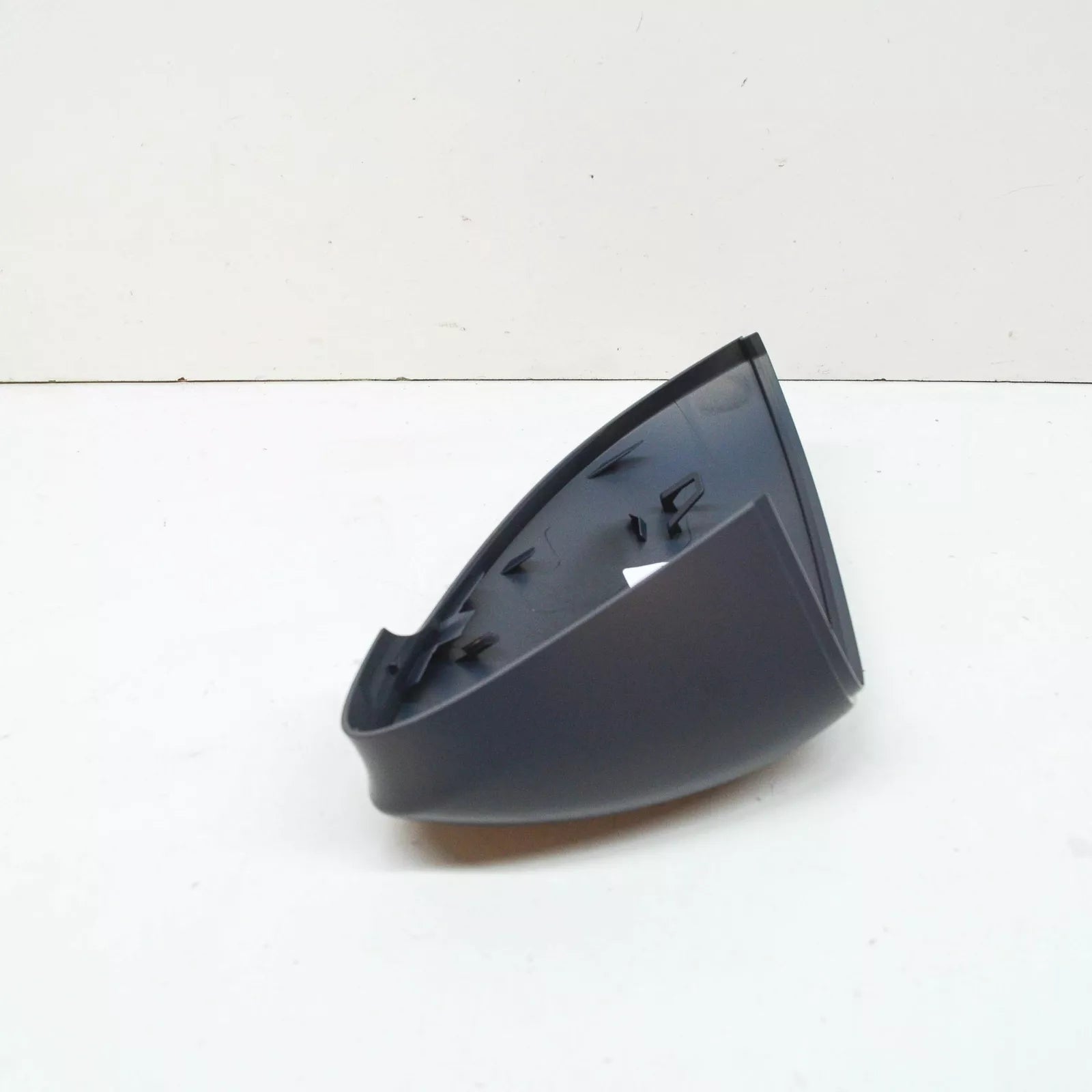 NEW VOLKSWAGEN GOLF MK8 CD FRONT LEFT DOOR MIRROR COVER CAP 5H0857537GRU