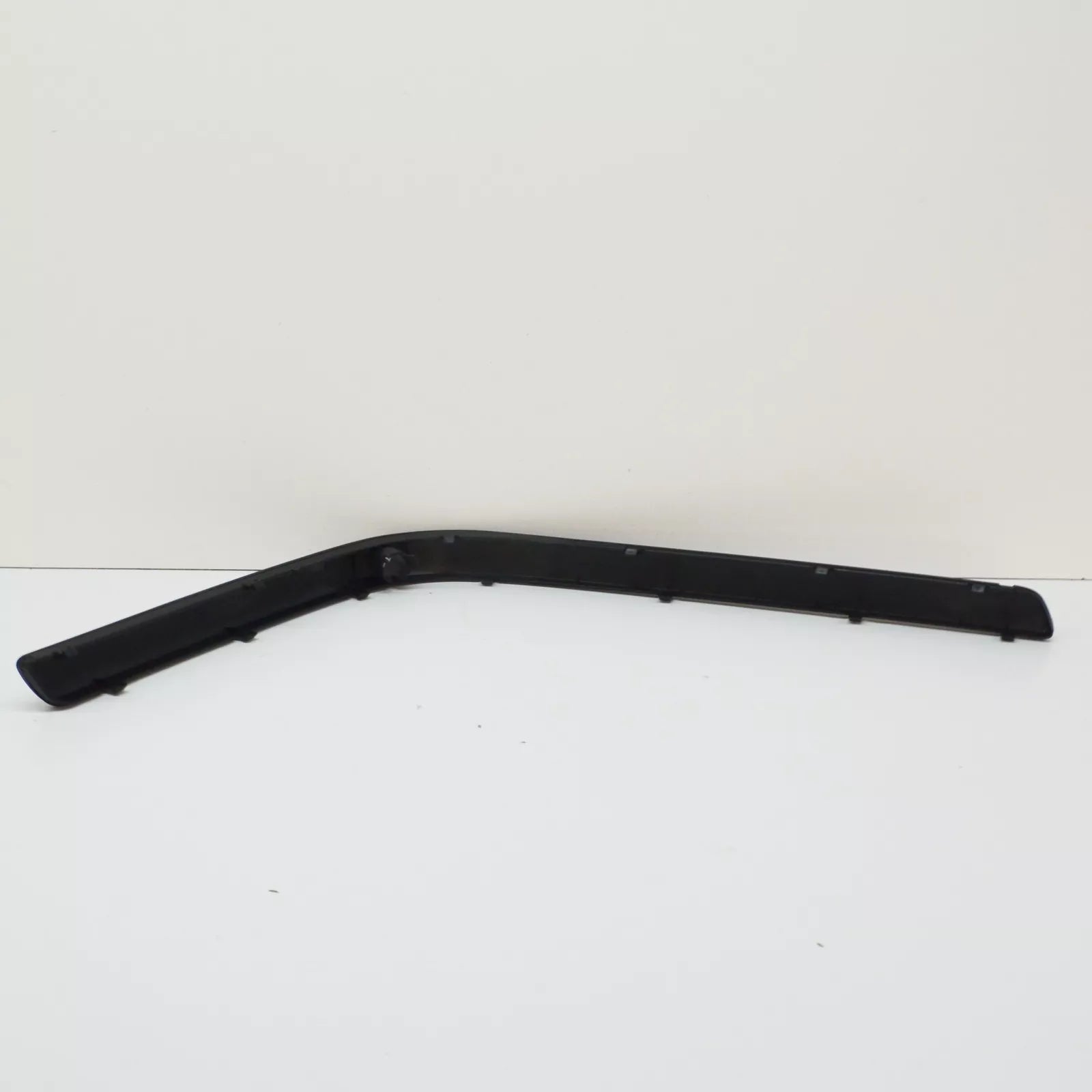 NEW BMW 5 E39 M REAR RIGHT BUMPER MOULDING TRIM 51122498502 ORIGINAL