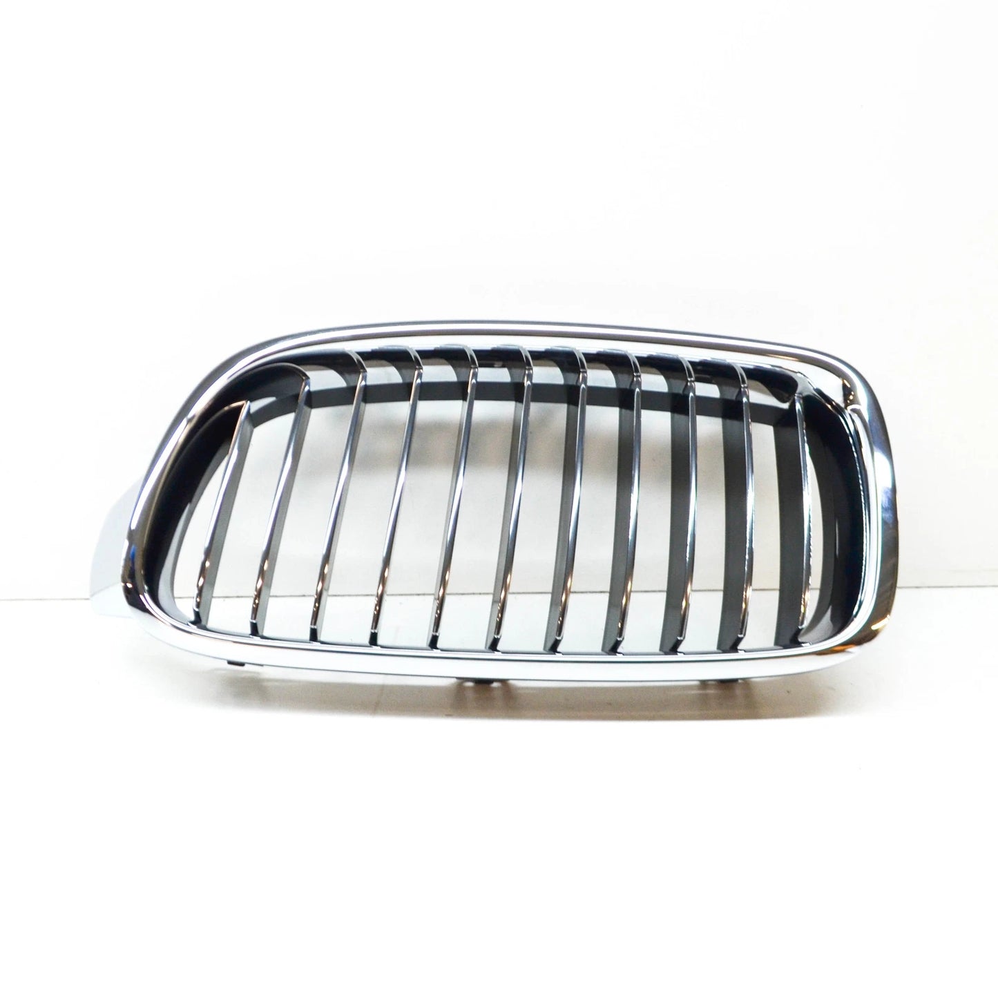 NEW BMW 3 F30 FRONT RADIATOR LEFT GRILLE LUXURY 51137263481 7263481 2014