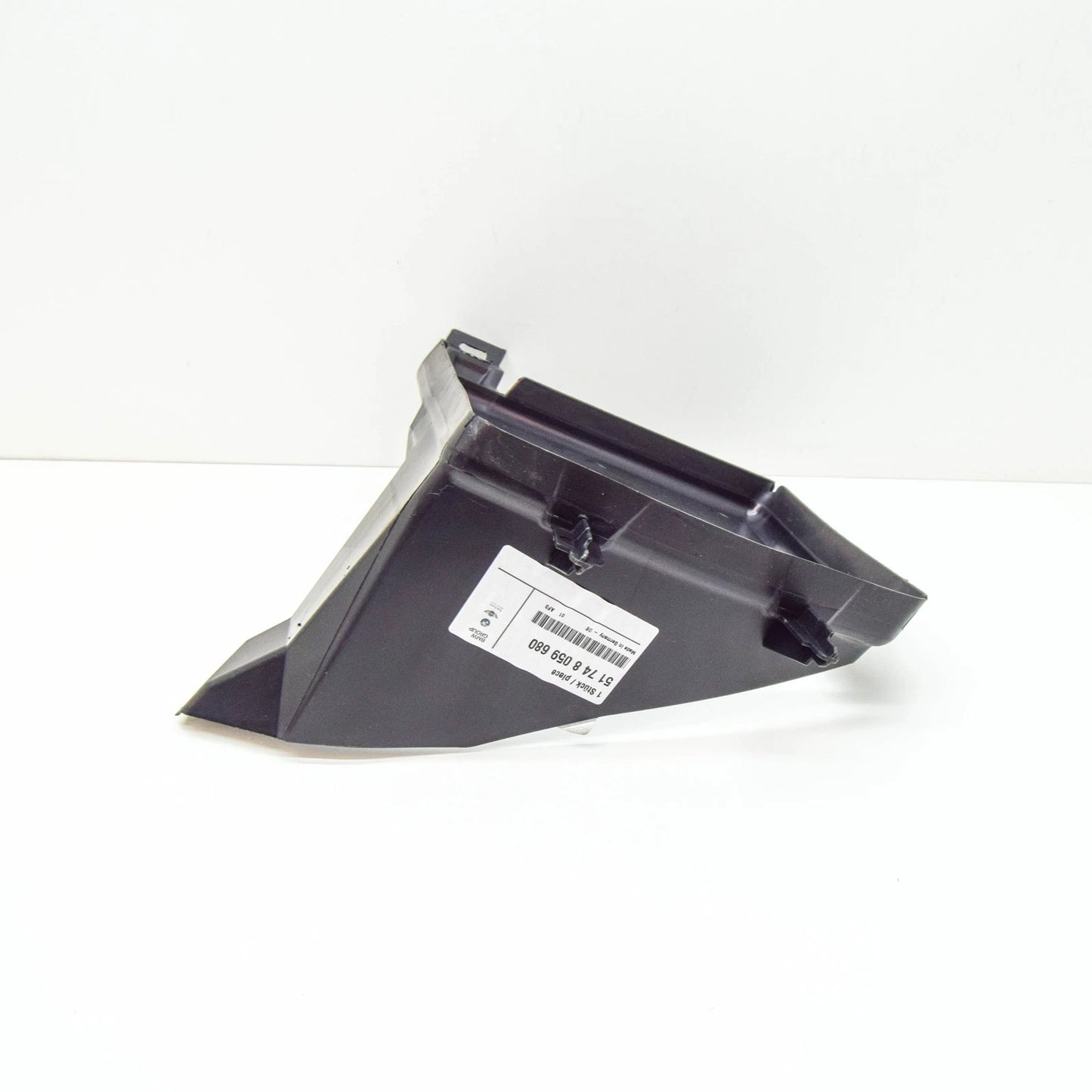 NEW BMW 5 G30 RADIATOR AIR DUCT RIGHT M 51748059680 ORIGINAL