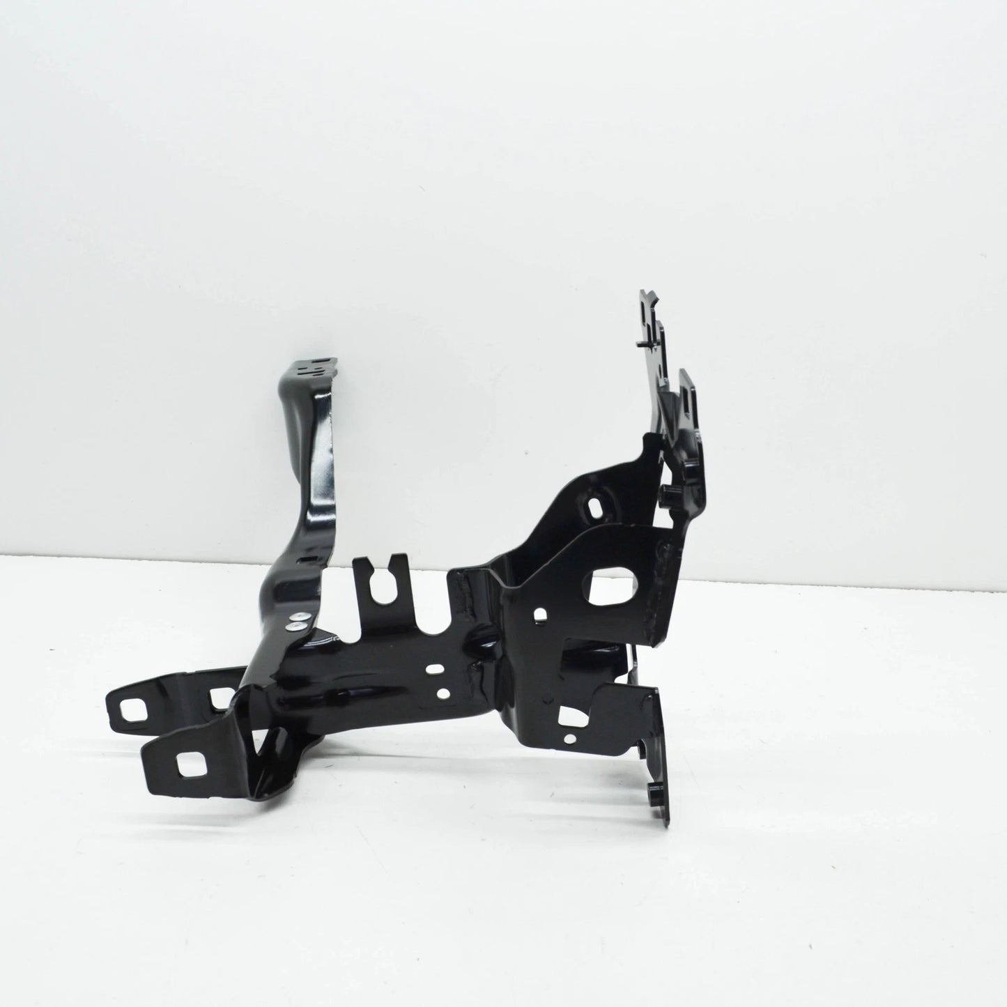 NEW BMW M5 F90 FRONT LEFT HEADLIGHT BRACKET MOUNT 51647383857 ORIGINAL