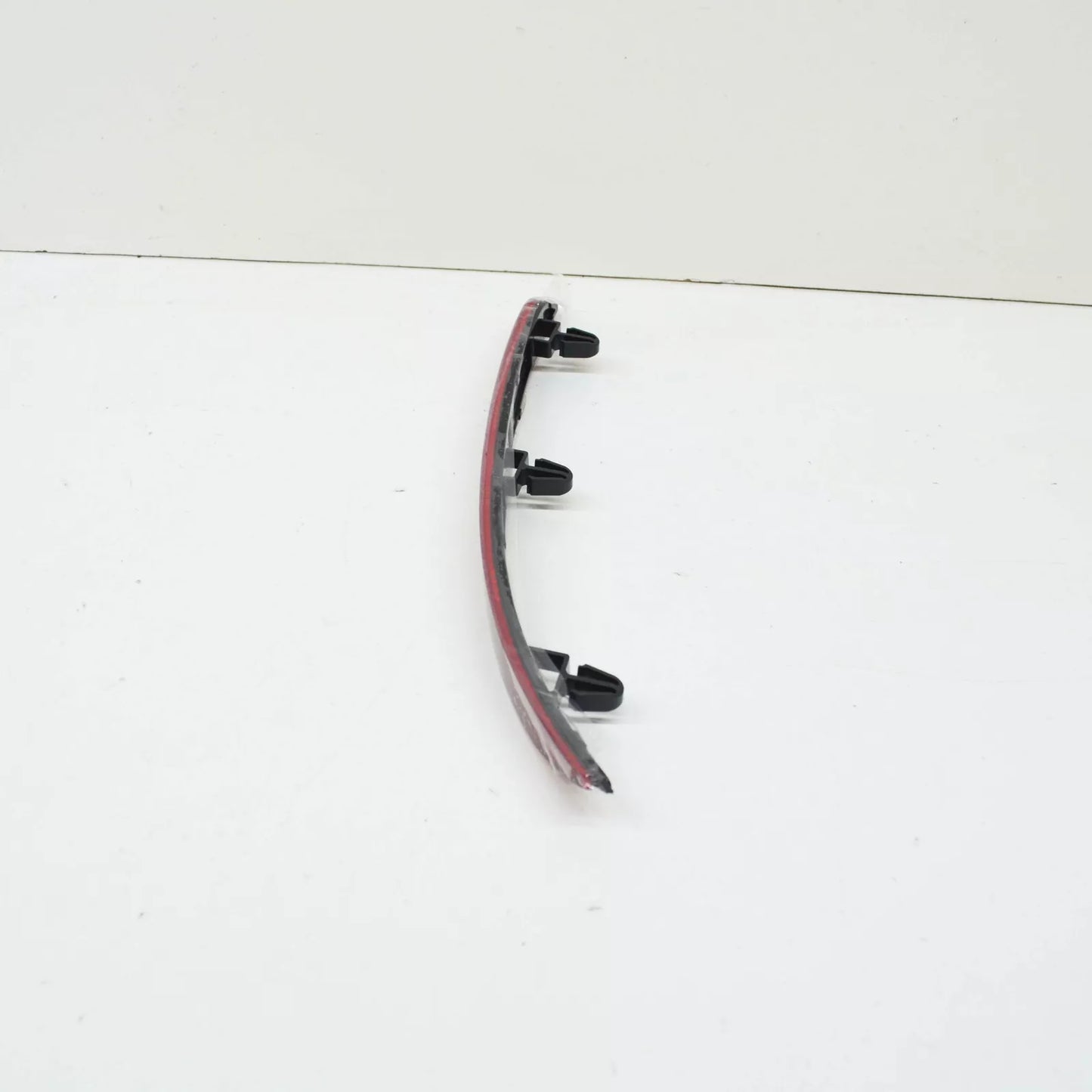 NEW VOLKSWAGEN GOLF MK8 CD REAR LEFT BUMPER REFLECTOR 5H0945105