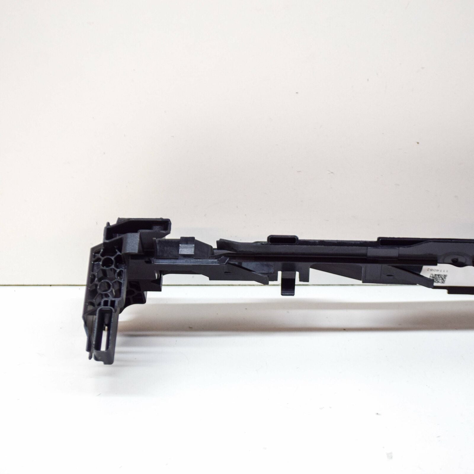 NEW MERCEDES-BENZ GLC X253 A/C RADIATOR LEFT HOLDER A0995040500 ORIGINAL