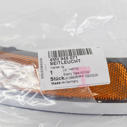 NEW AUDI Q7 4M FRONT LEFT SIDE MARKER LIGHT 4M0945071 ORIGINAL