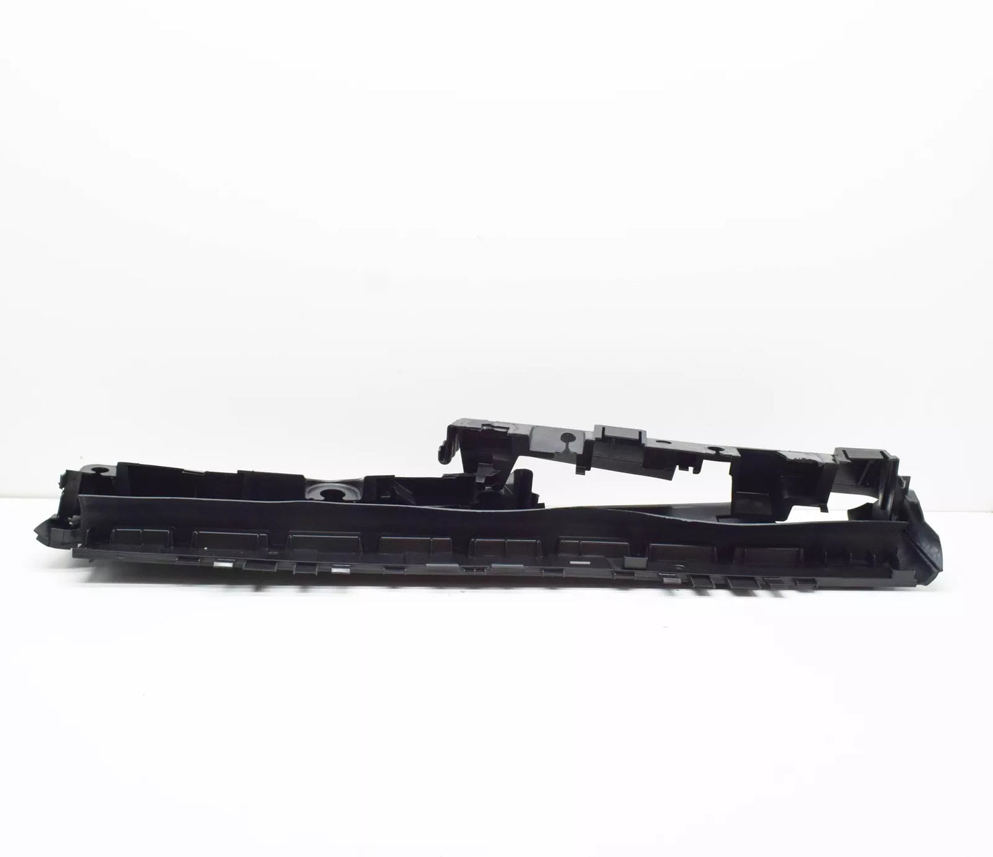 NEW MB CLA COUPE C118 RADIATOR UPPER AIR DUCT SEGMENT A1775050100 ORIGINAL