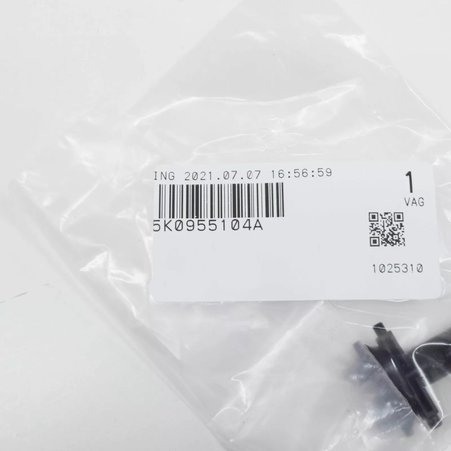 NEW VOLKSWAGEN GOLF MK6 RIGHT HEADLIGHT WASHER SPRAY JET 5K0955104A