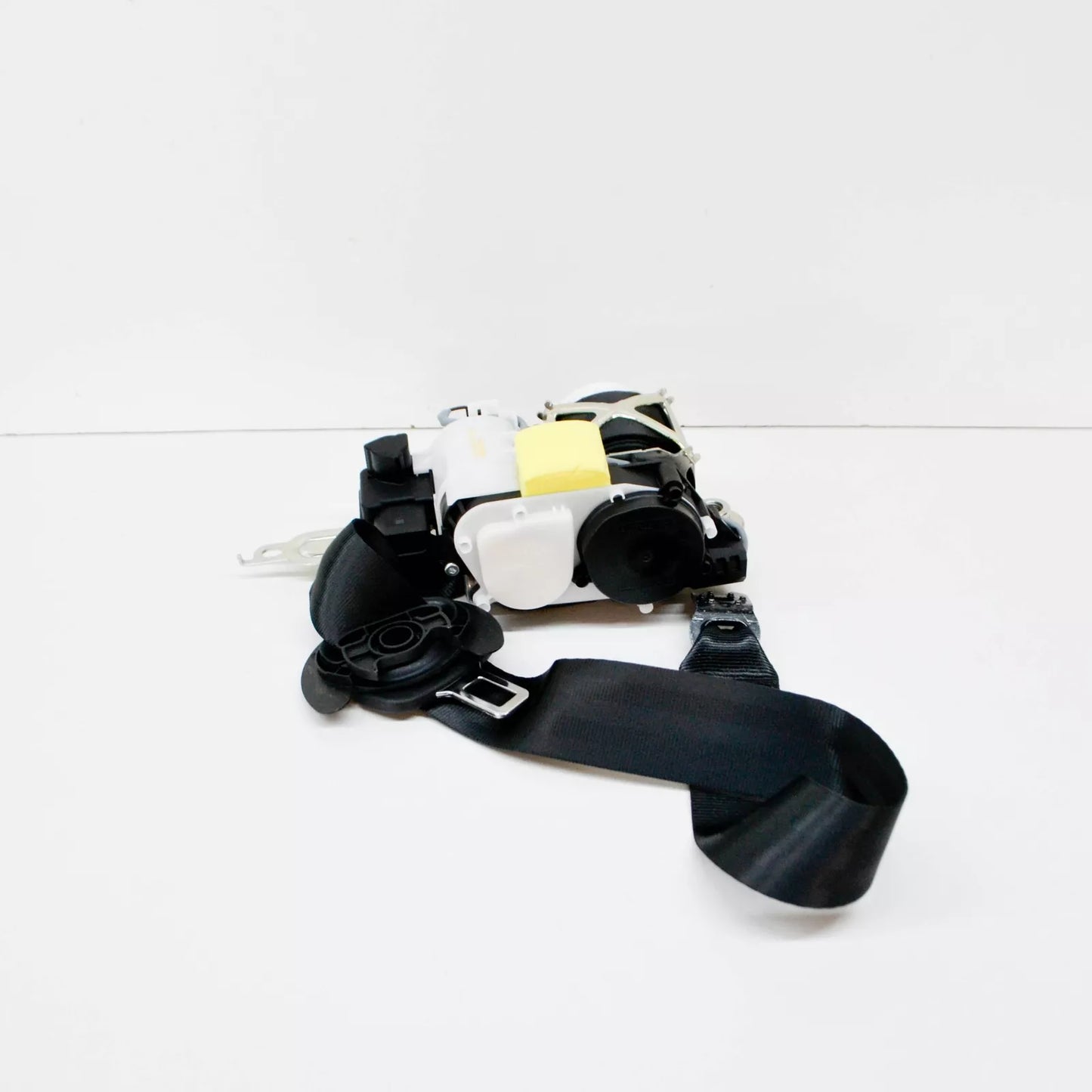 NEW VW GOLF VII 5G MK7 FRONT LEFT SEATBELT LHD 5G4857705MRAA ORIGINAL