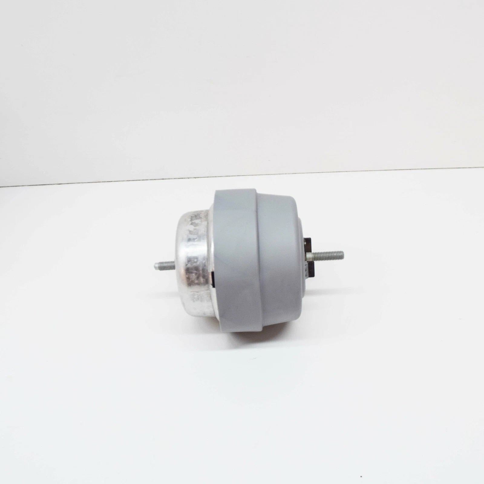 NEW AUDI A4 B7 RIGHT ENGINE MOUNT 8E0199382AF 3.2 PETROL 188KW ORIGINAL