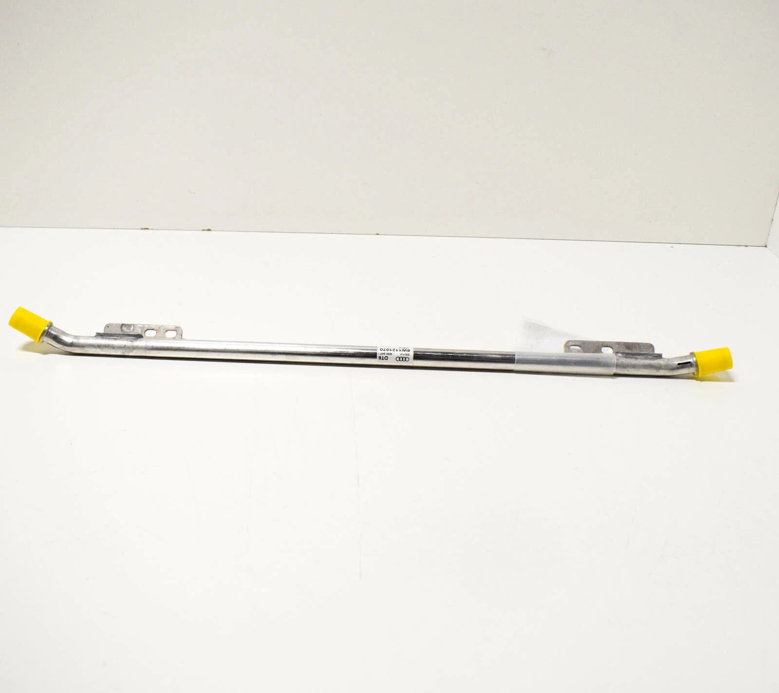 NEW AUDI S5 8W6 ENGINE COOLANT CROSSOVER PIPE 8W1121070