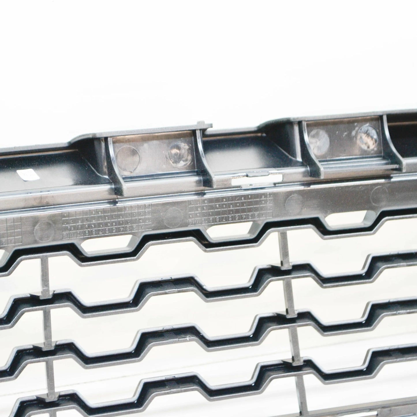 NEW BMW 7 G11 FRONT BUMPER CENTER M AIR INTAKE GRILLE 51118092154 ORIGINAL