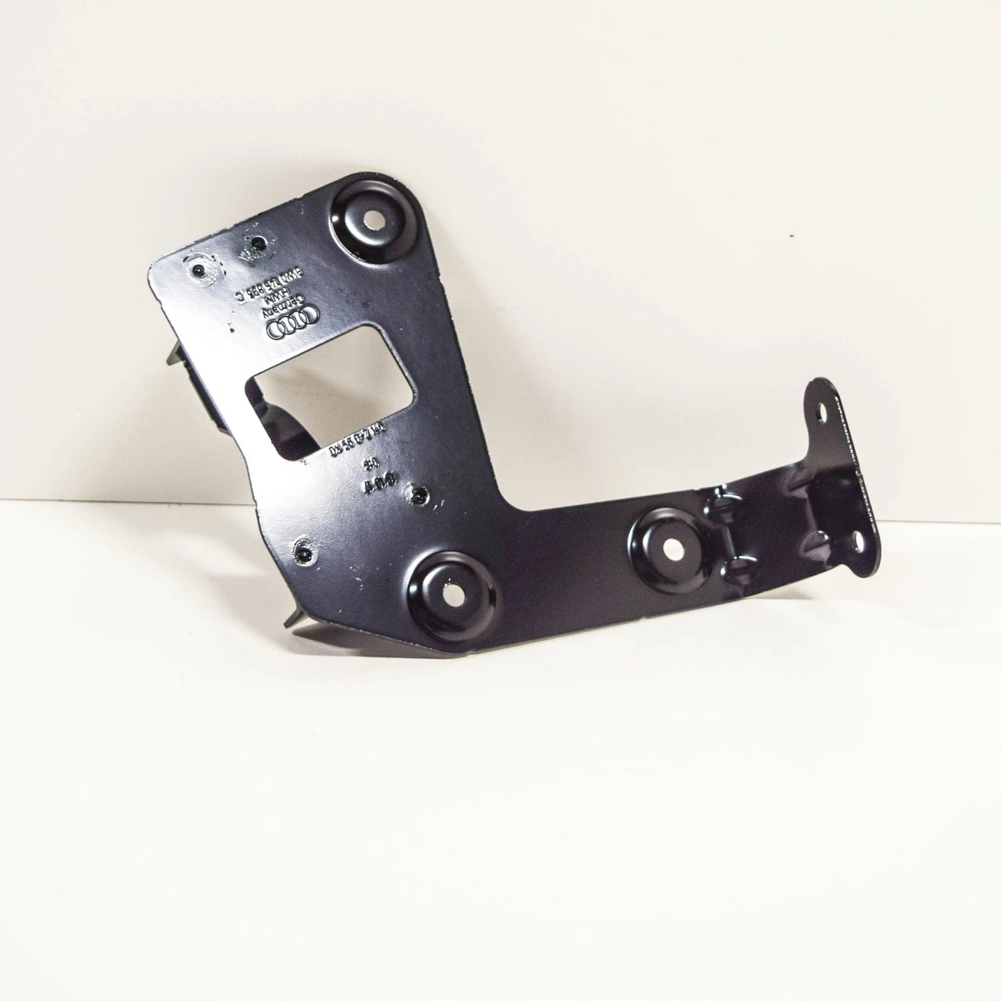 NEW AUDI A4 B9 ADDITIONAL COOLANT PUMP BRACKET 8W0145896C ORIGINAL