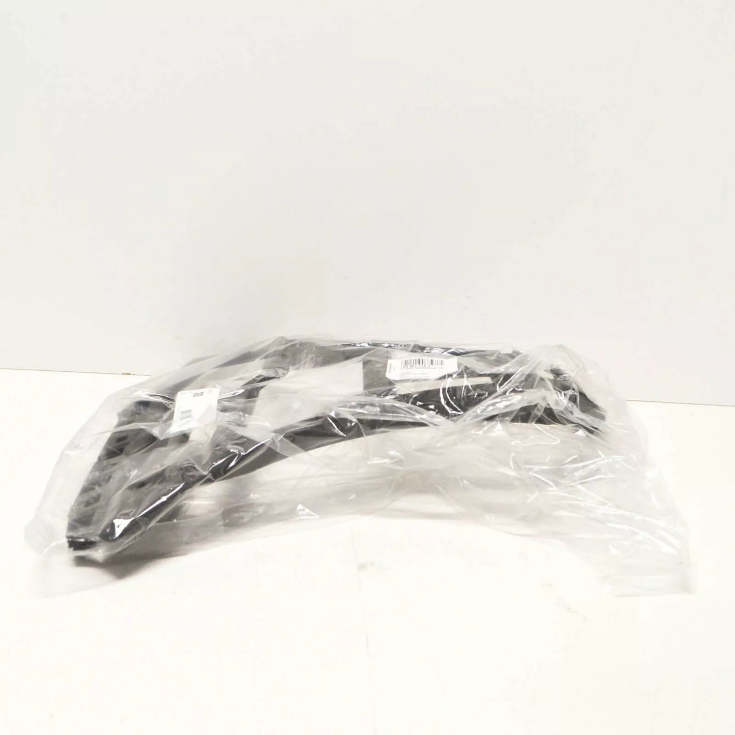 NEW VOLKSWAGEN EOS FRONT BUMPER RIGHT SIDE GUIDE 1Q0807178A