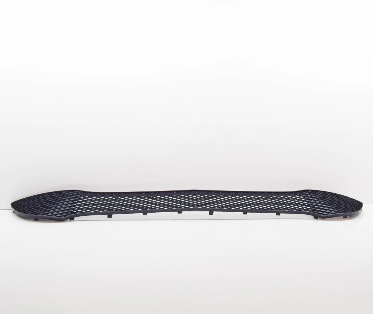 NEW MERCEDES BENZ A W176 FRONT BUMPER CENTRAL GRILLE A1768853322 ORIGINAL