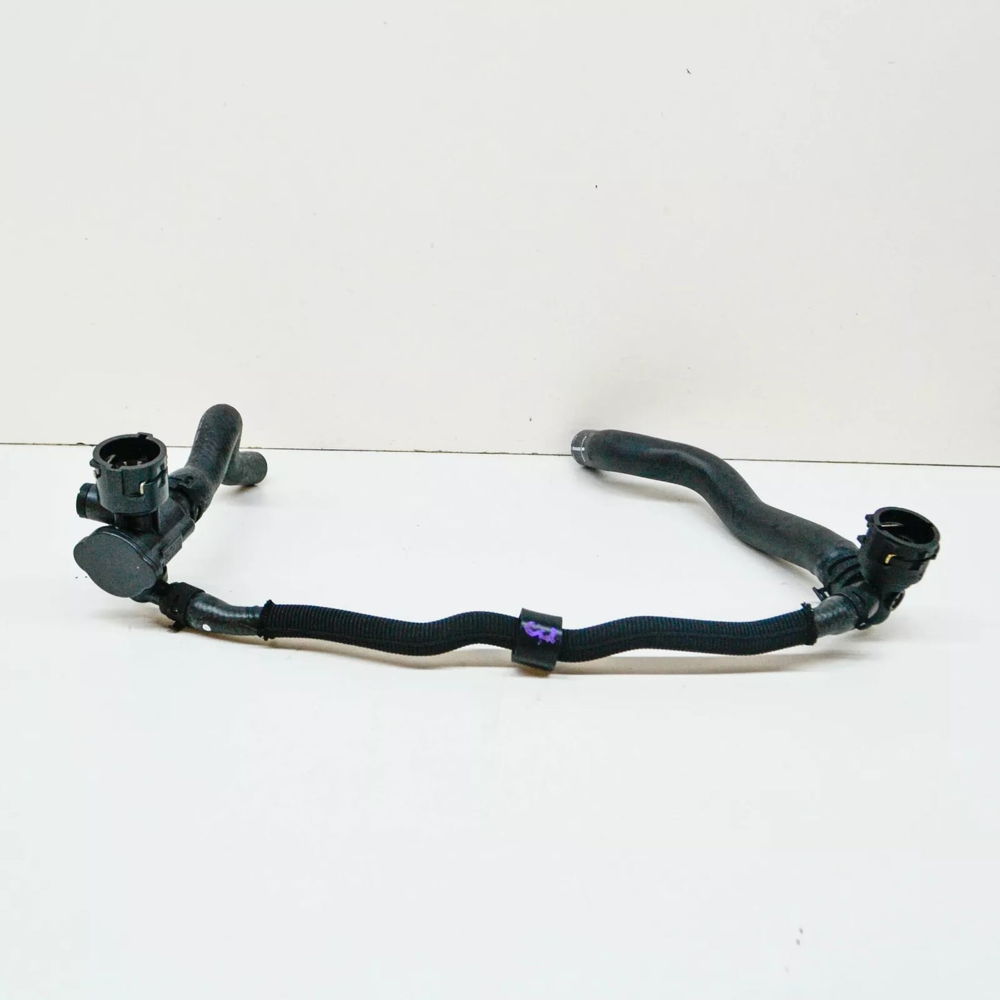 NEW VW GOLF MK8 COOLANT HOSE WITH QUICK RELEASE COUPLING 3Q0121049AD