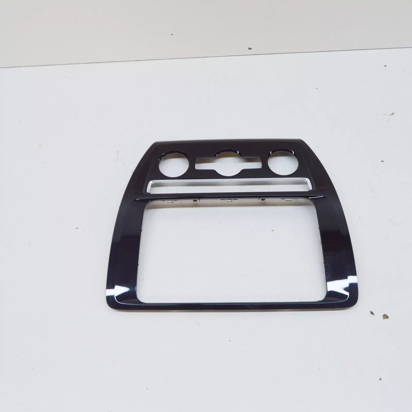 NEW VW JETTA MK6 16 CENTER INSTRUMENT PANEL RADIO TRIM 5C6858069FTAI