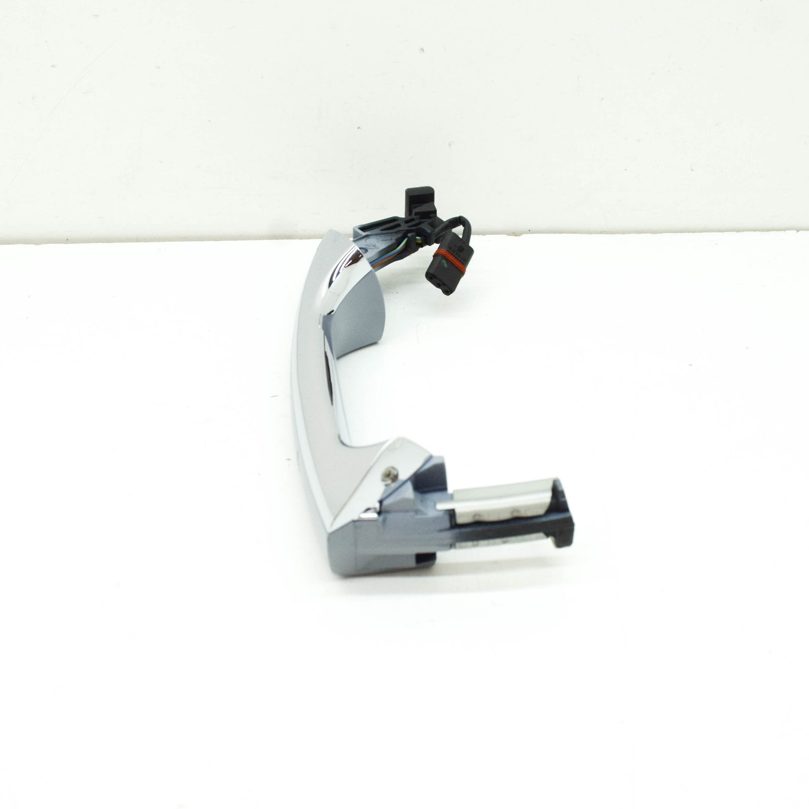 NEW MERCEDES-BENZ S W221 REAR LEFT DOOR OUTER HANDLE A22176009709999 ORIGINAL