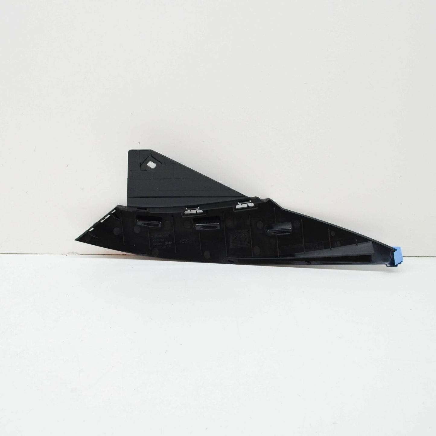 NEW MERCEDES-BENZ CLA COUPE C118 FRONT LEFT BUMPER BRACKET A1188854900 ORIGINAL