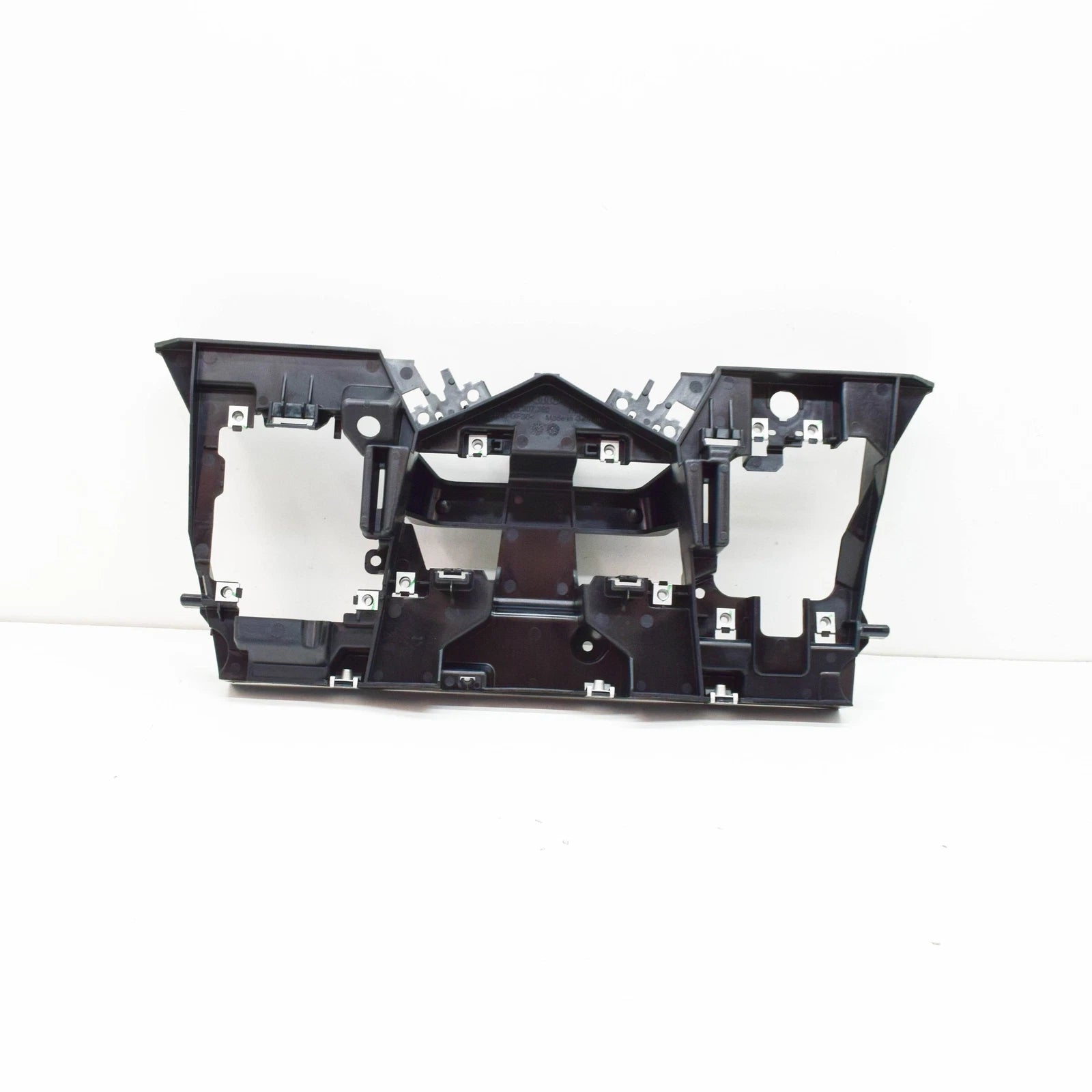 NEW AUDI E-TRON GT FRONT DRIVER ASSISTANCE BRACKET 4J3907390 ORIGINAL