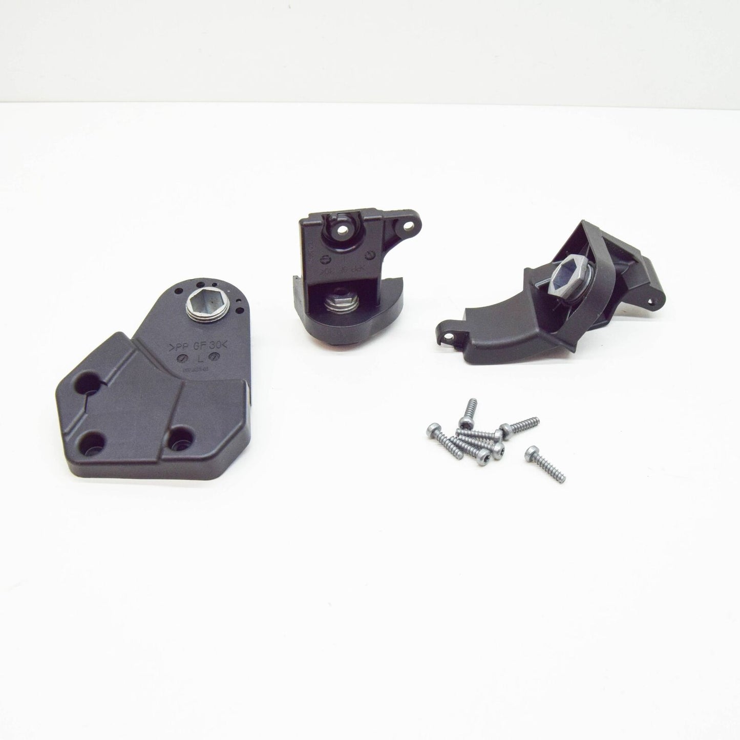 NEW MB E W213 FRONT LEFT HEADLIGHT REPAIR KIT A2138202300 ORIGINAL